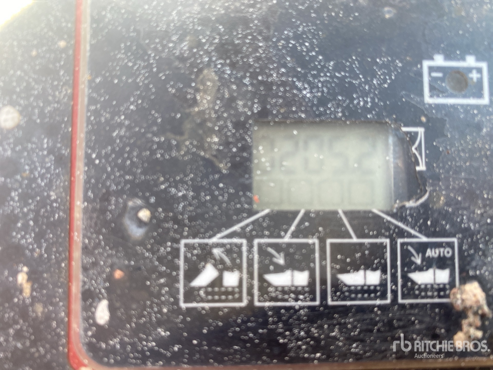 General Appearance with Hour Meter / Odometer