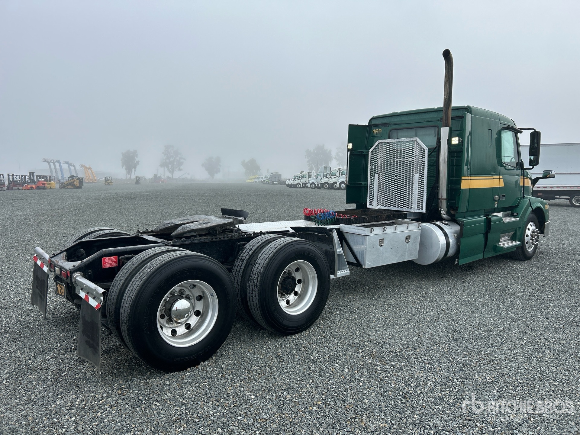 General Appearance with Bild, Ecke hinten rechts