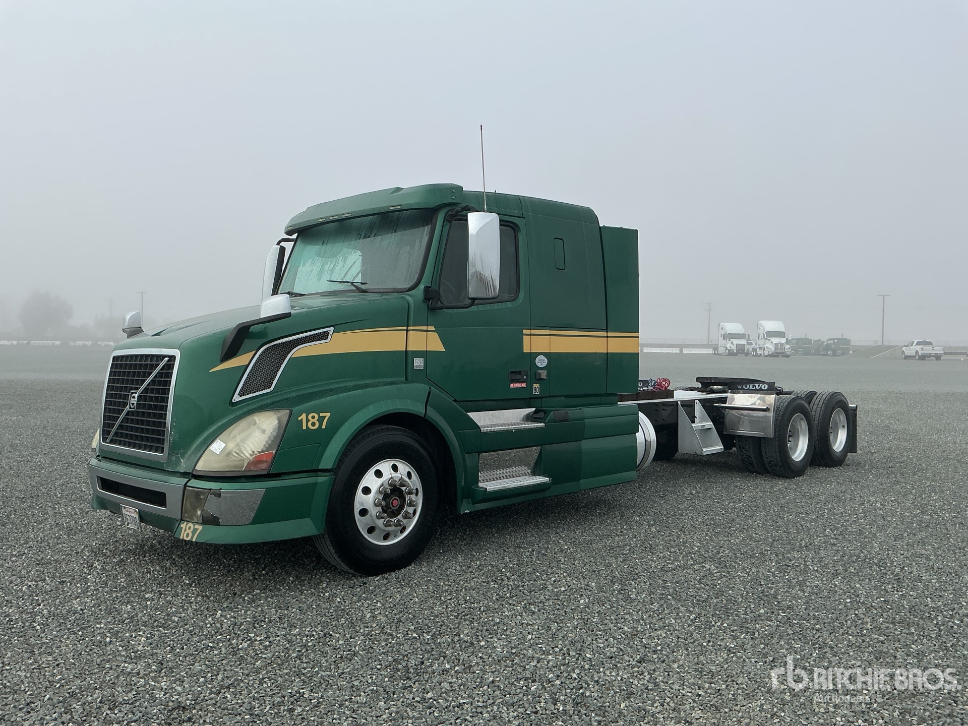 Aspect général with Image, coin avant gauche