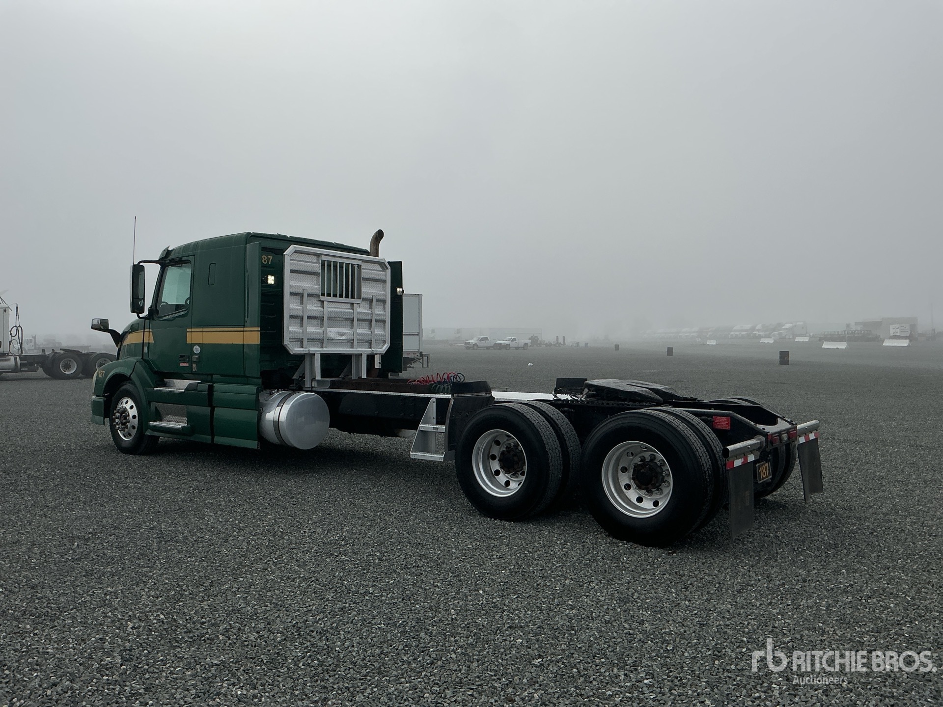 Aspect général with Image, coin arrière gauche