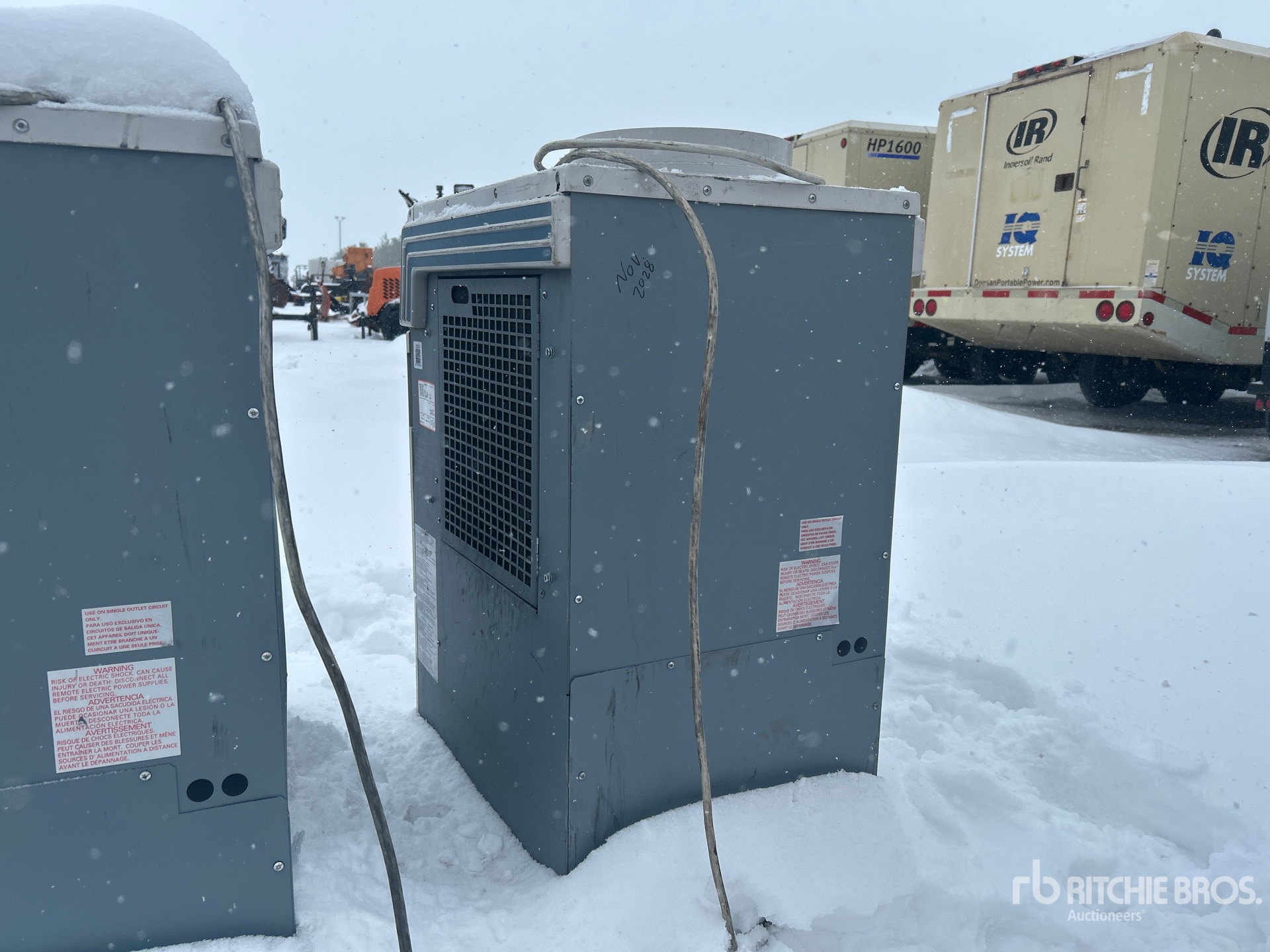 General Appearance with Bild, Ecke hinten links