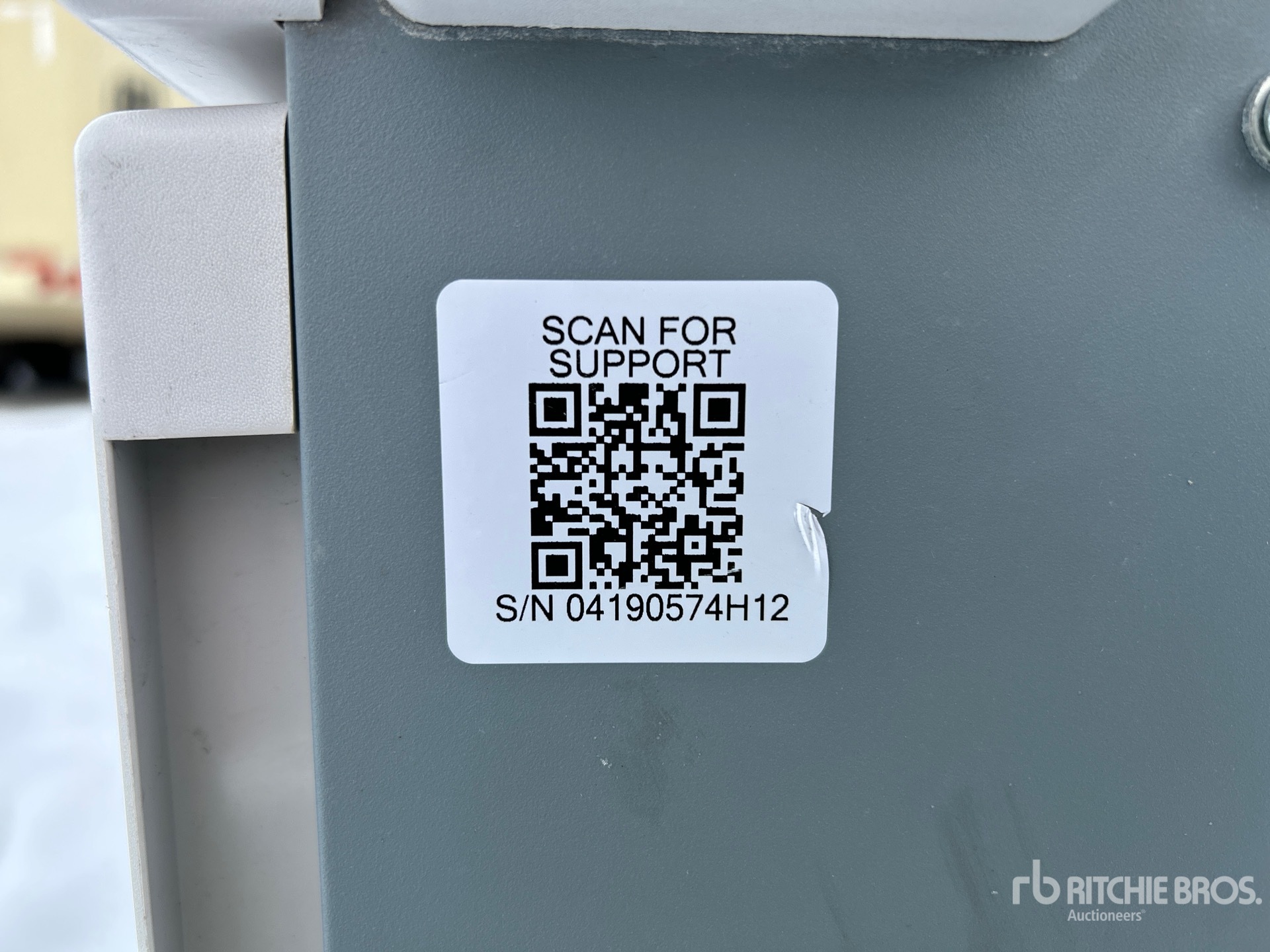 General Appearance with Seriennummer / FIN