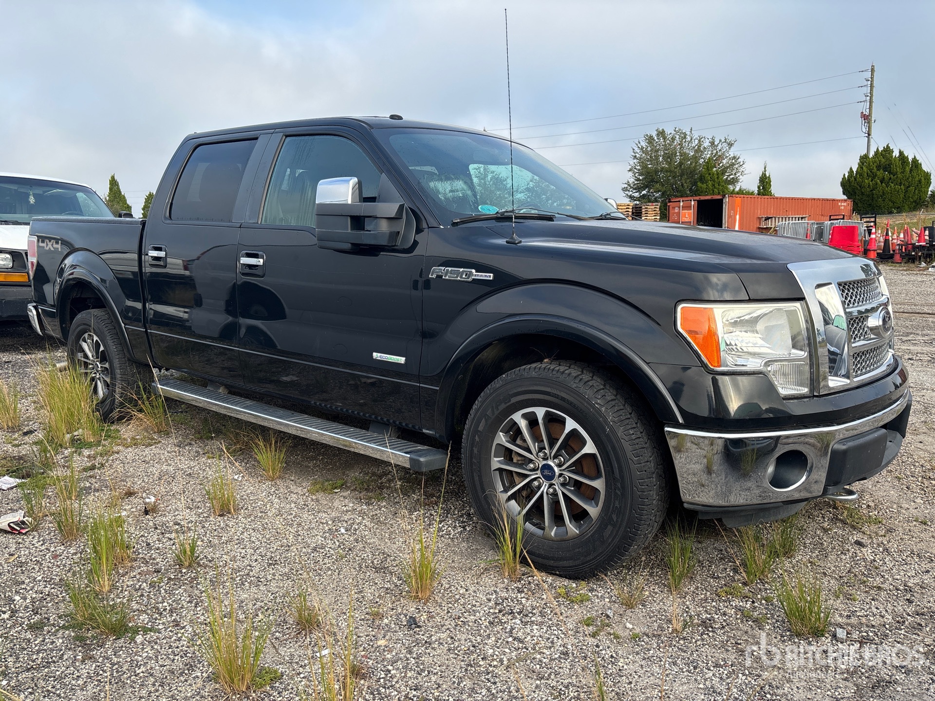 Aspect général with Image, coin avant droit