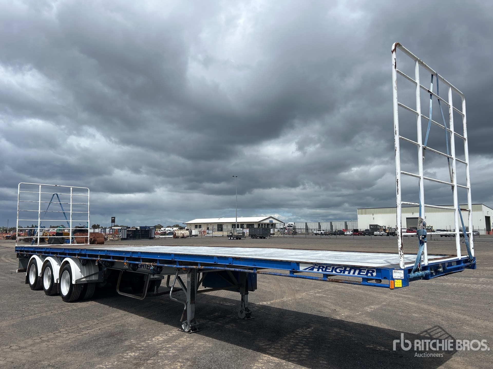 General Appearance with Imagen: esquina delantera izquierda