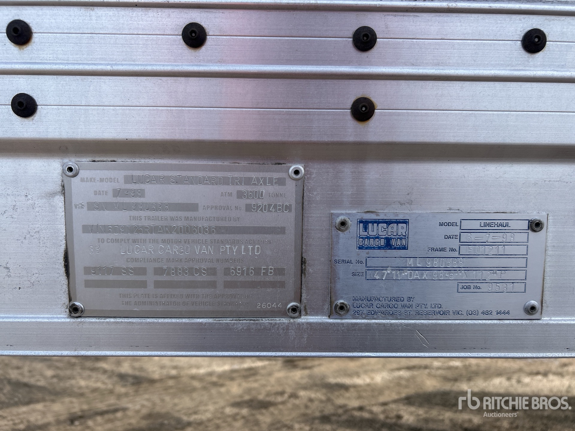 General Appearance with Serial Number / VIN