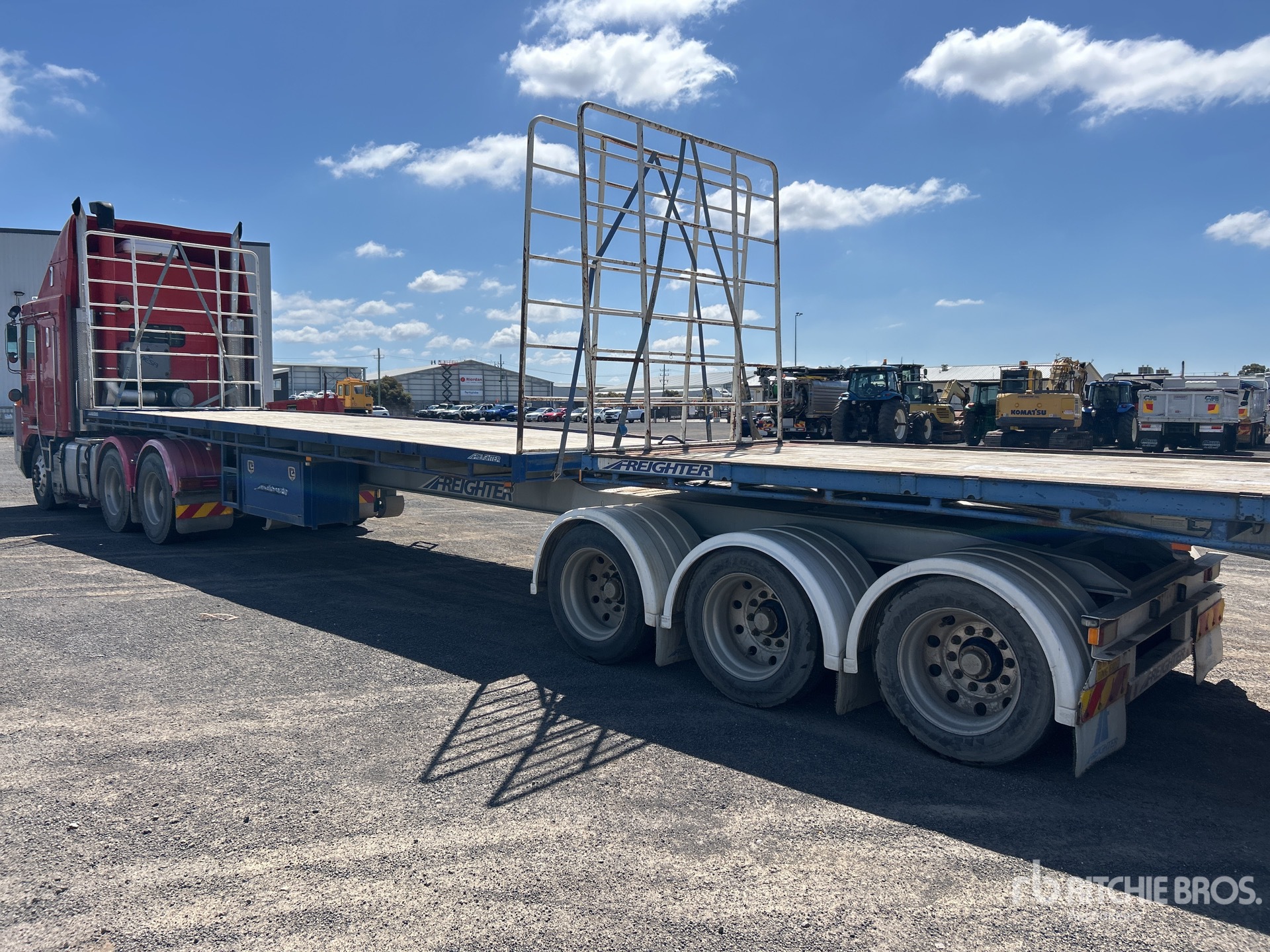 General Appearance with Bild, Ecke hinten rechts