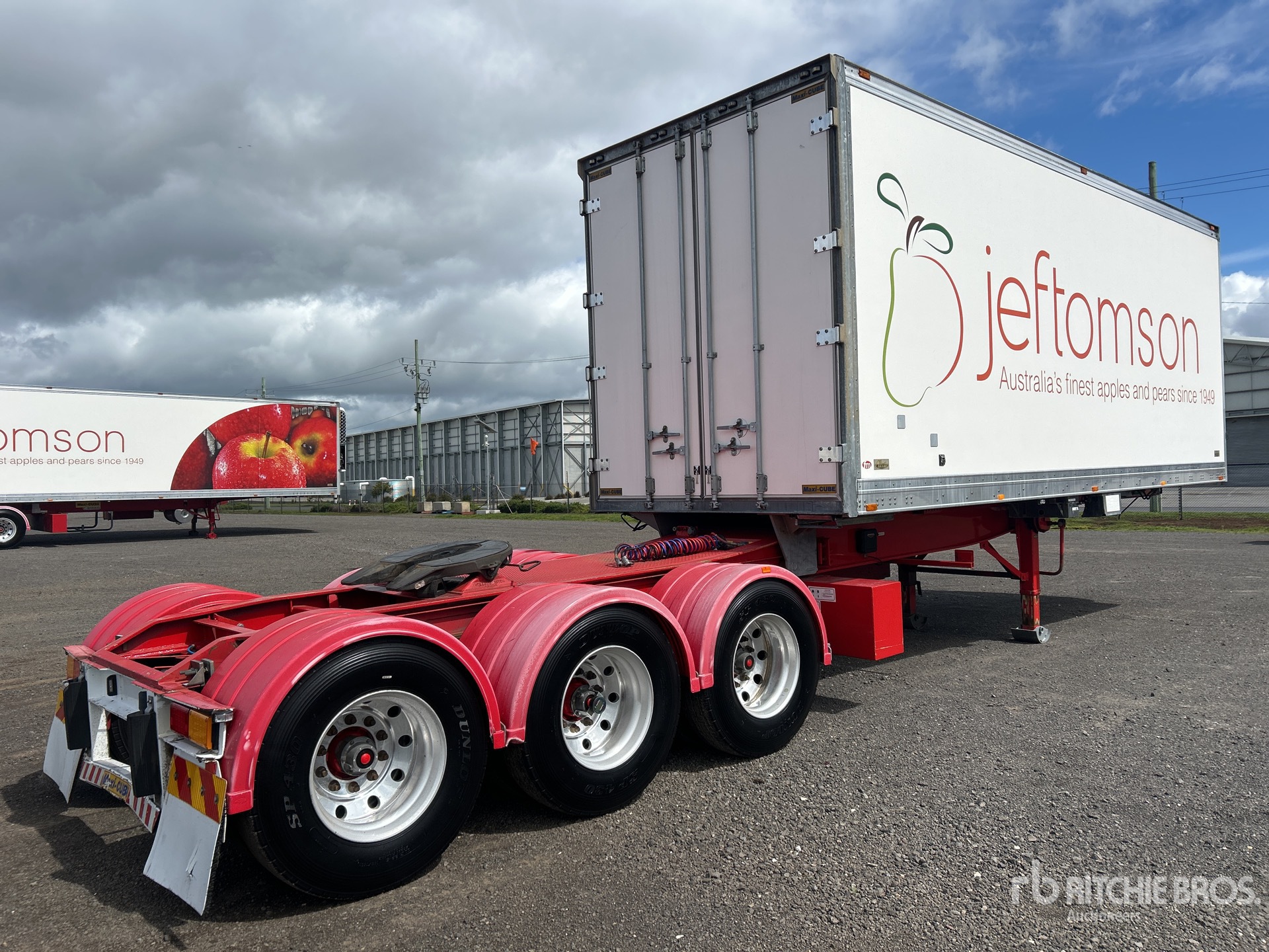 General Appearance with Bild, Ecke hinten links