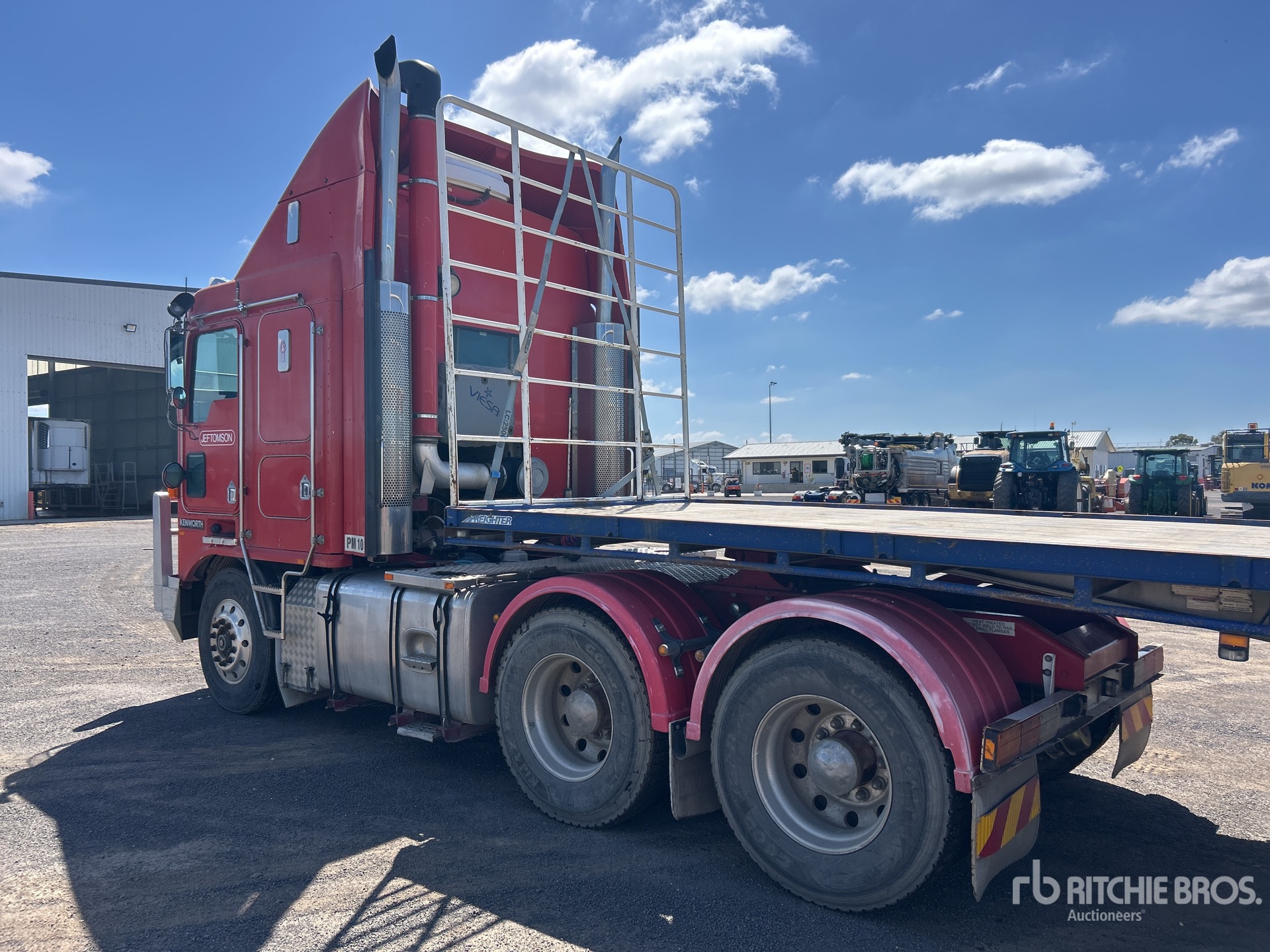 General Appearance with Imagen: esquina trasera derecha