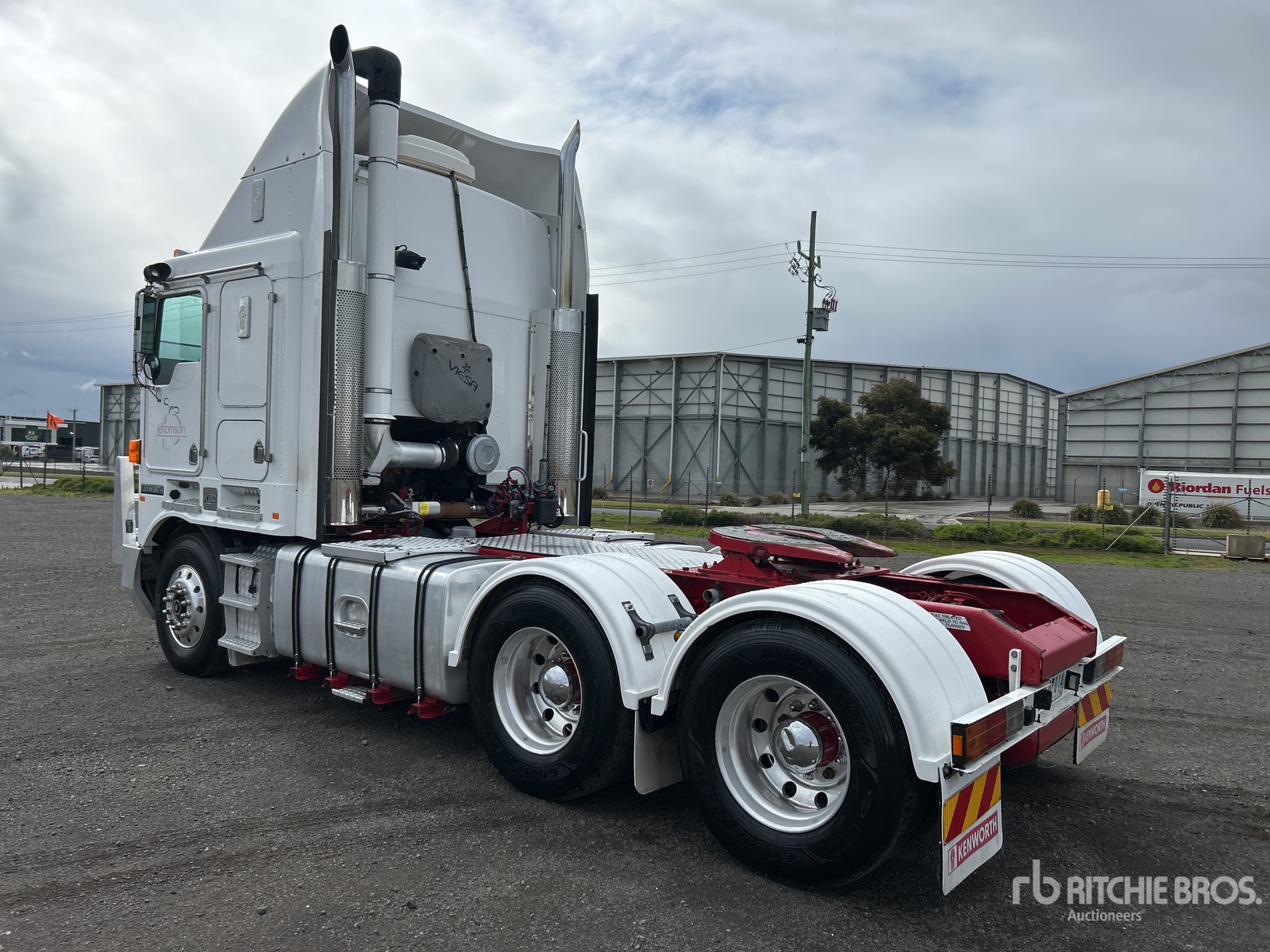 General Appearance with Picture, Right Rear Corner