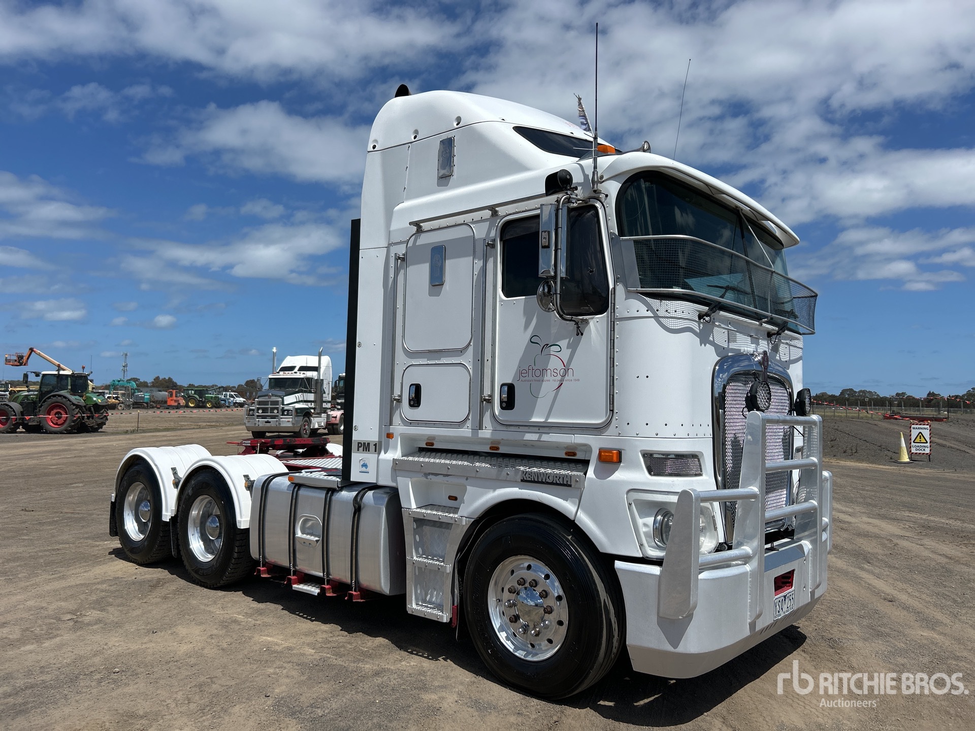 General Appearance with Picture, Left Front Corner