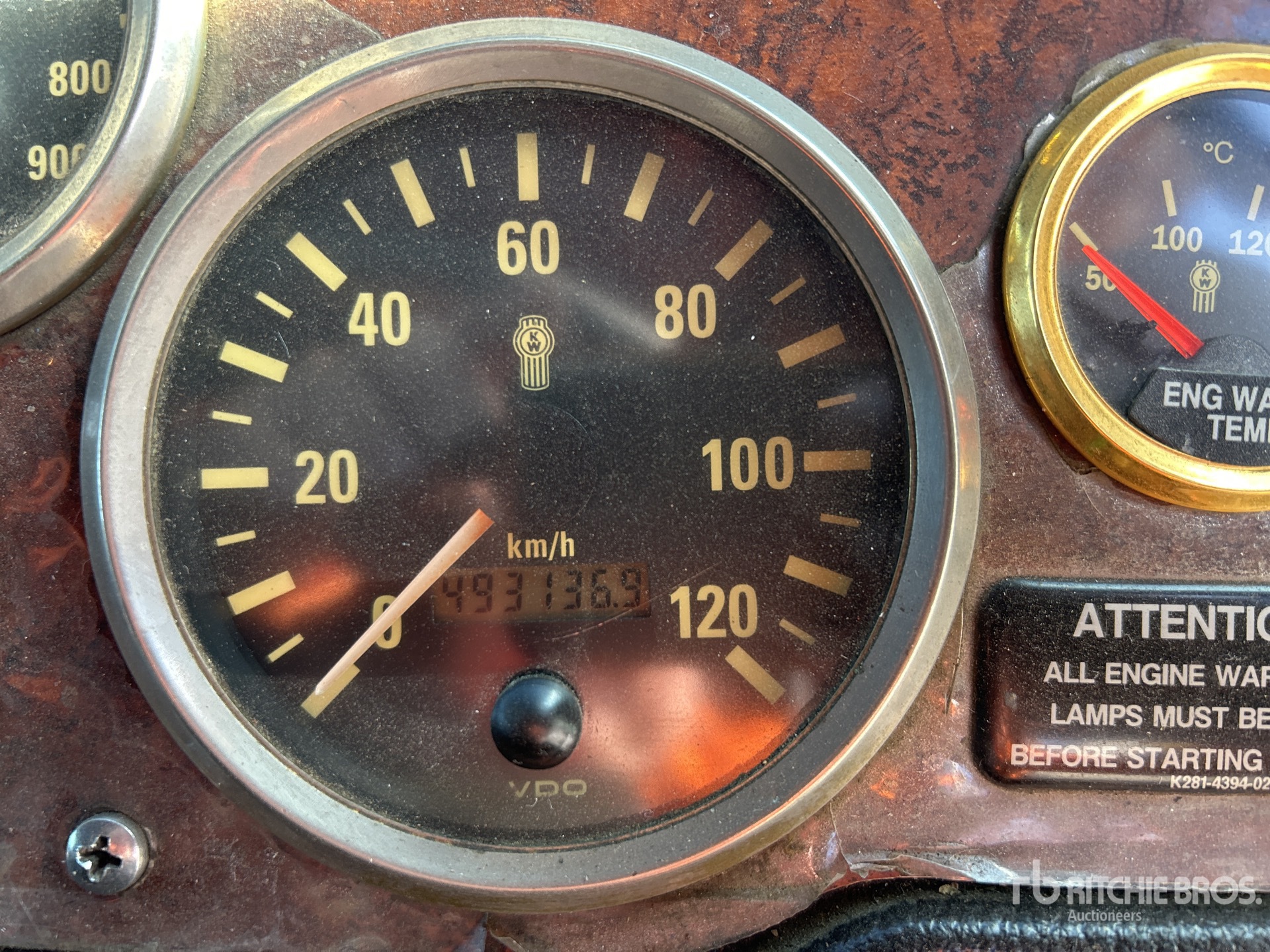 General Appearance with Hour Meter / Odometer