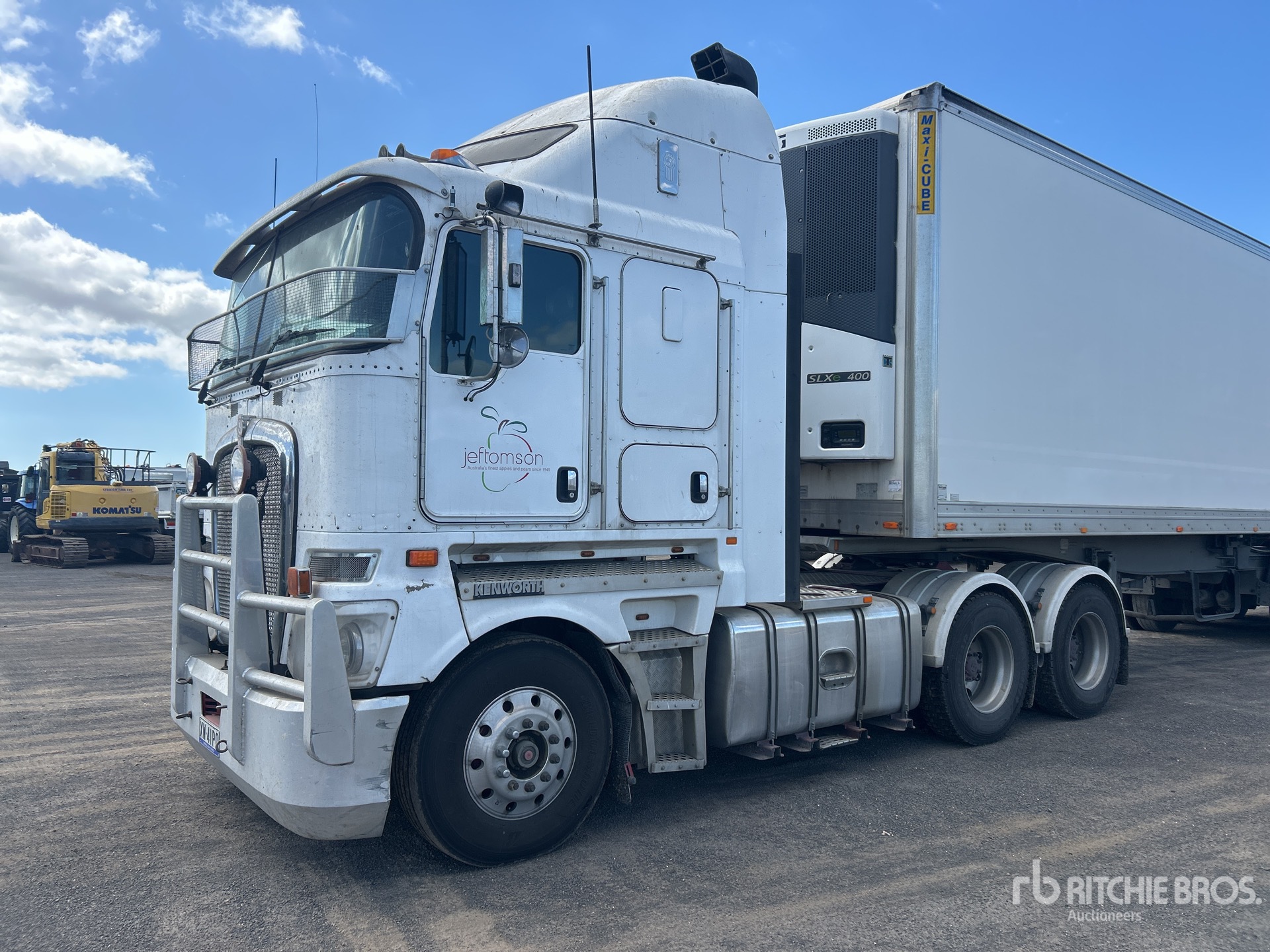 Aspect général with Image, coin avant droit