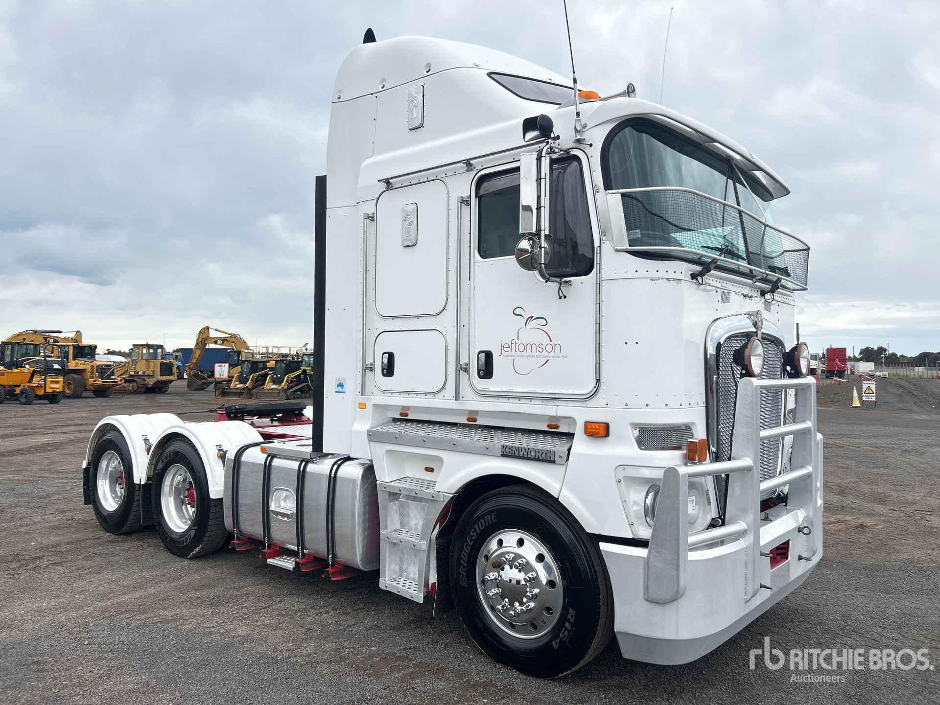 General Appearance with Picture, Left Front Corner