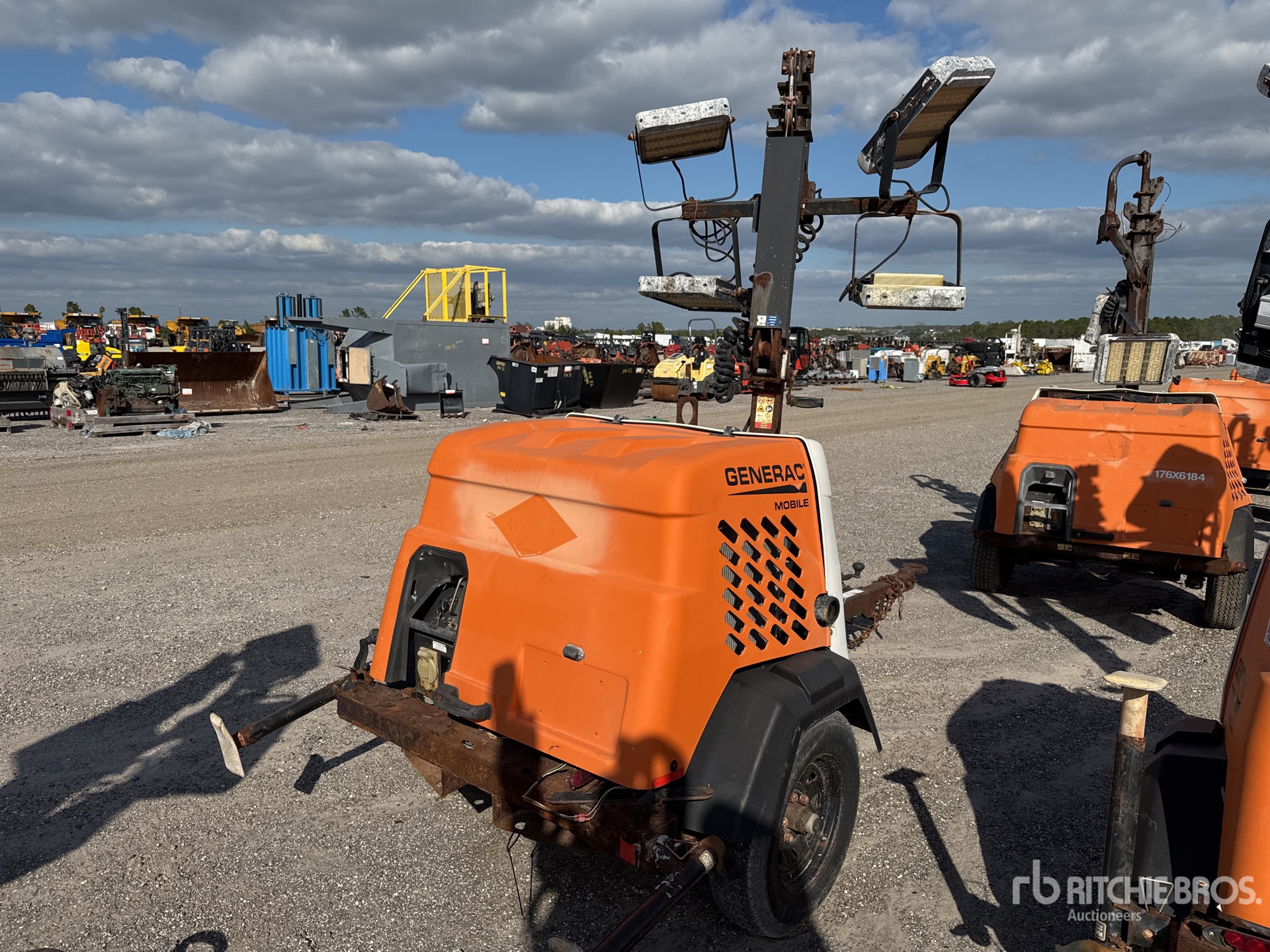 General Appearance with Bild, Ecke hinten rechts