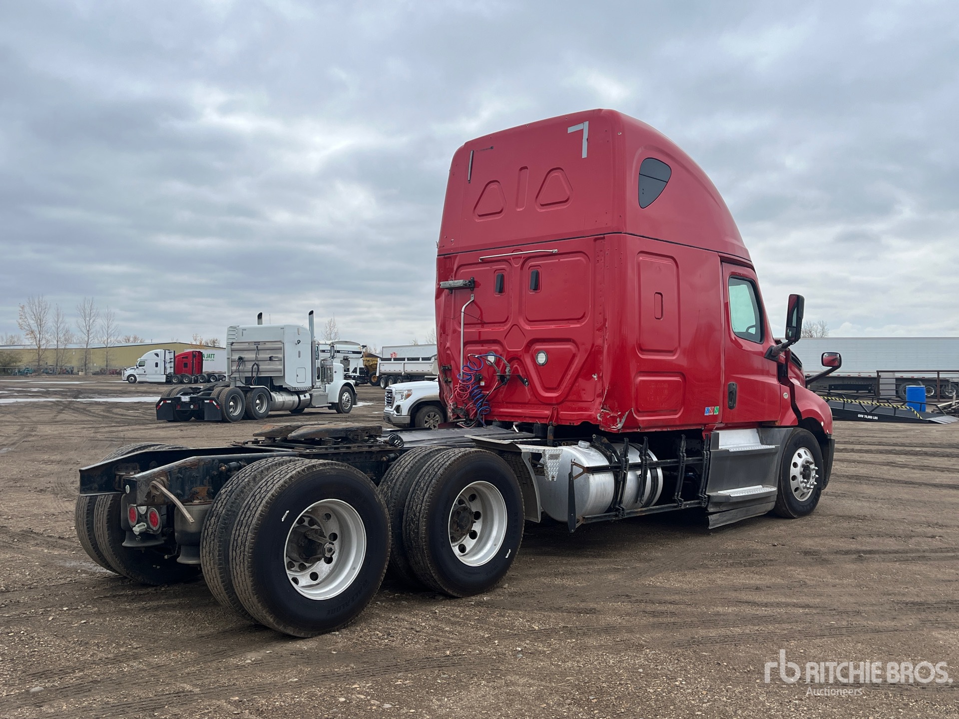 General Appearance with Picture, Right Rear Corner