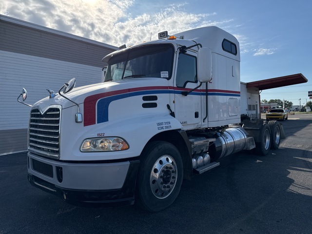 2013 Mack CXU613 6x4 T/A Sleeper Truck Tractor