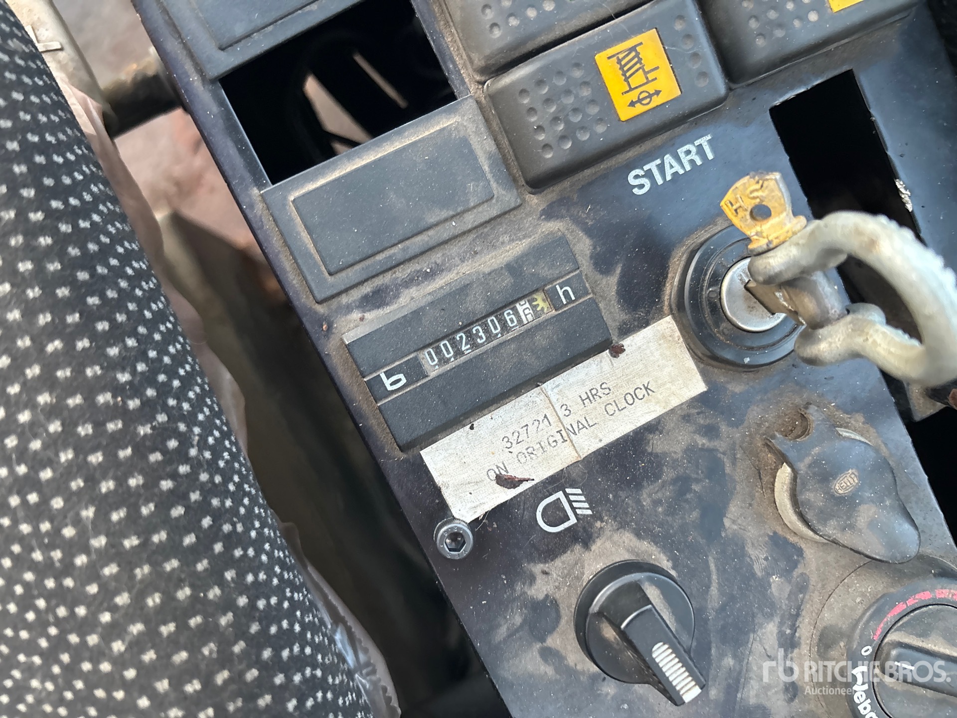 General Appearance with Hour Meter / Odometer