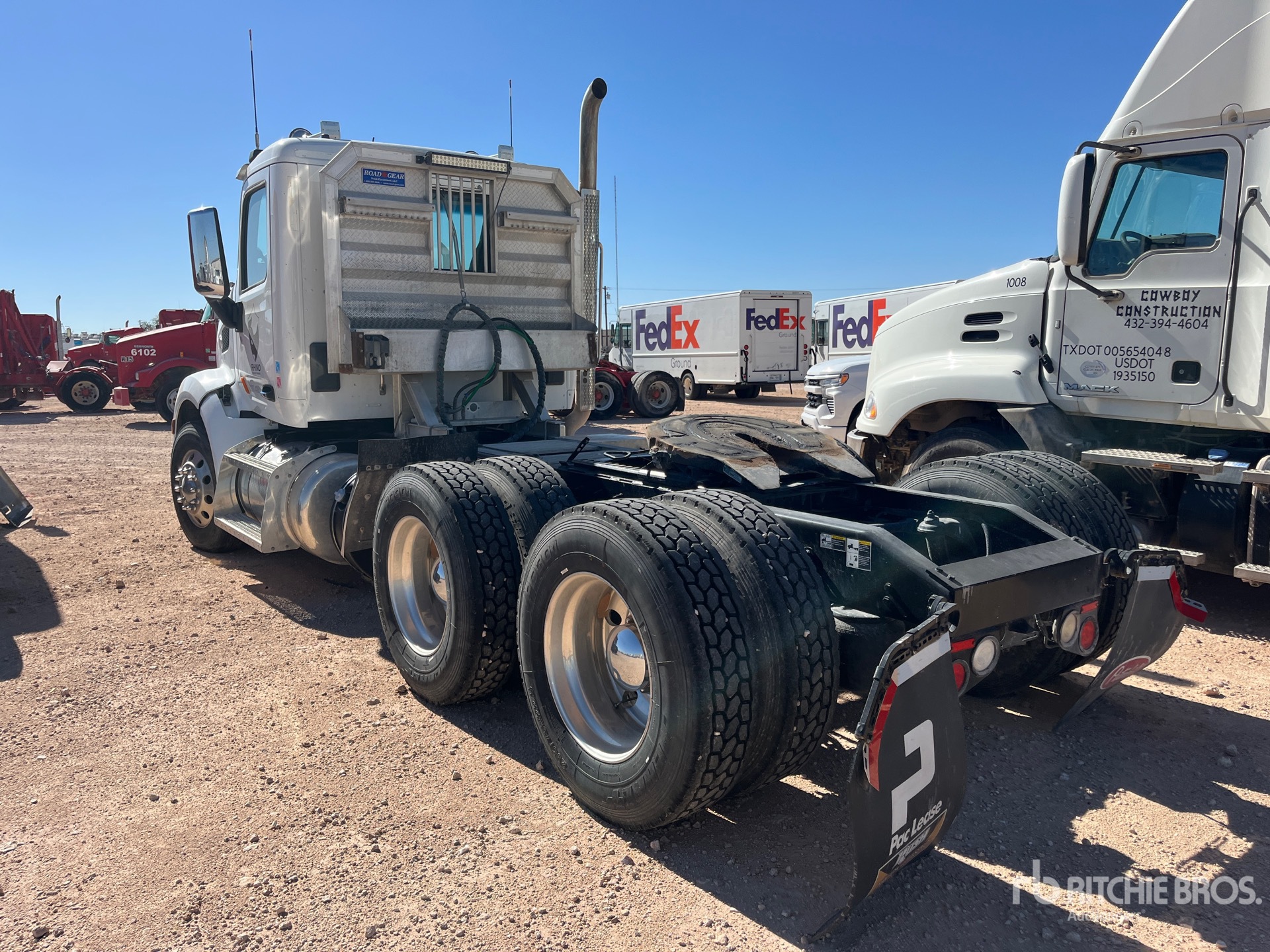 General Appearance with Bild, Ecke hinten links