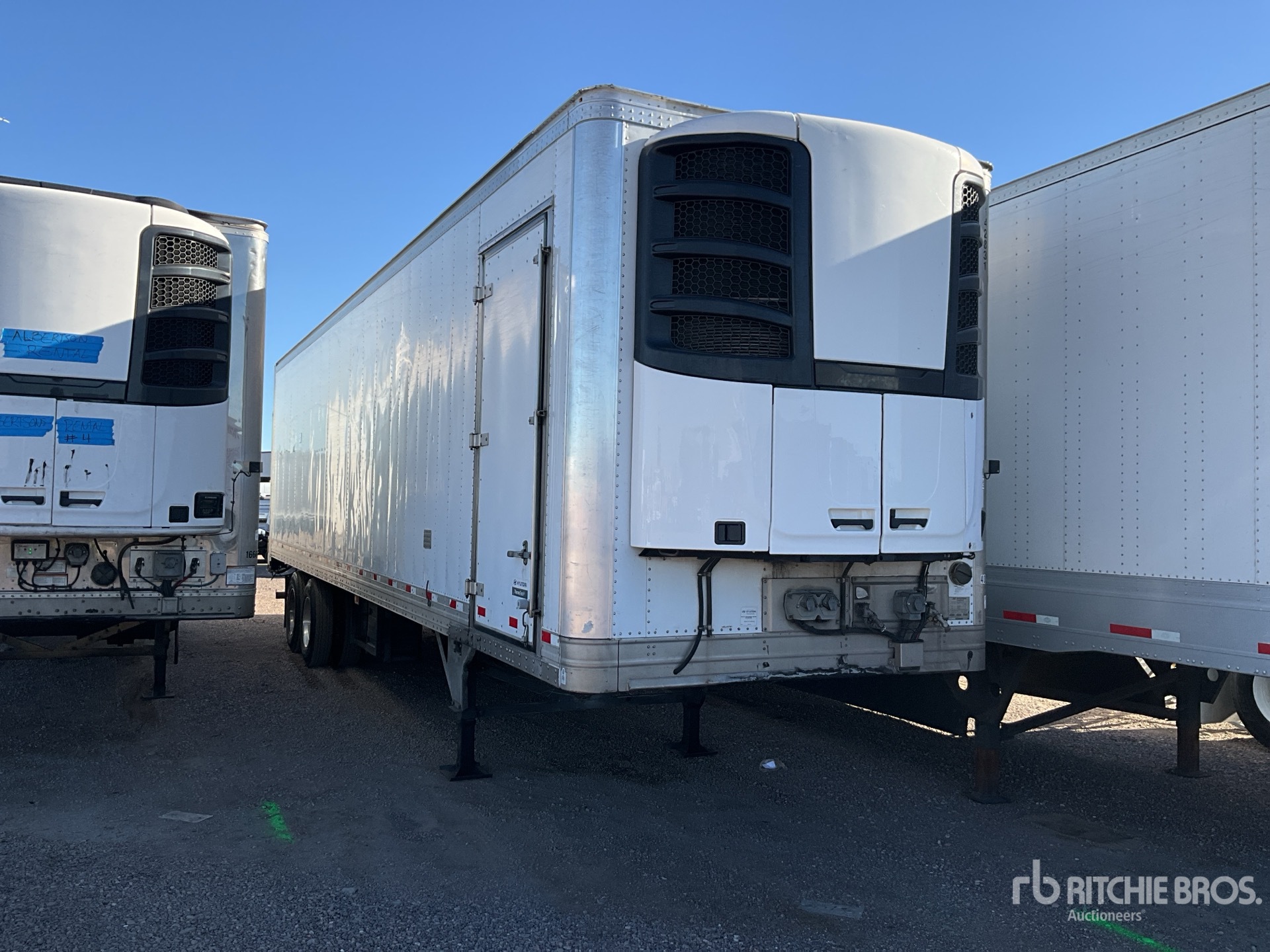 General Appearance with Bild, Ecke vorne rechts