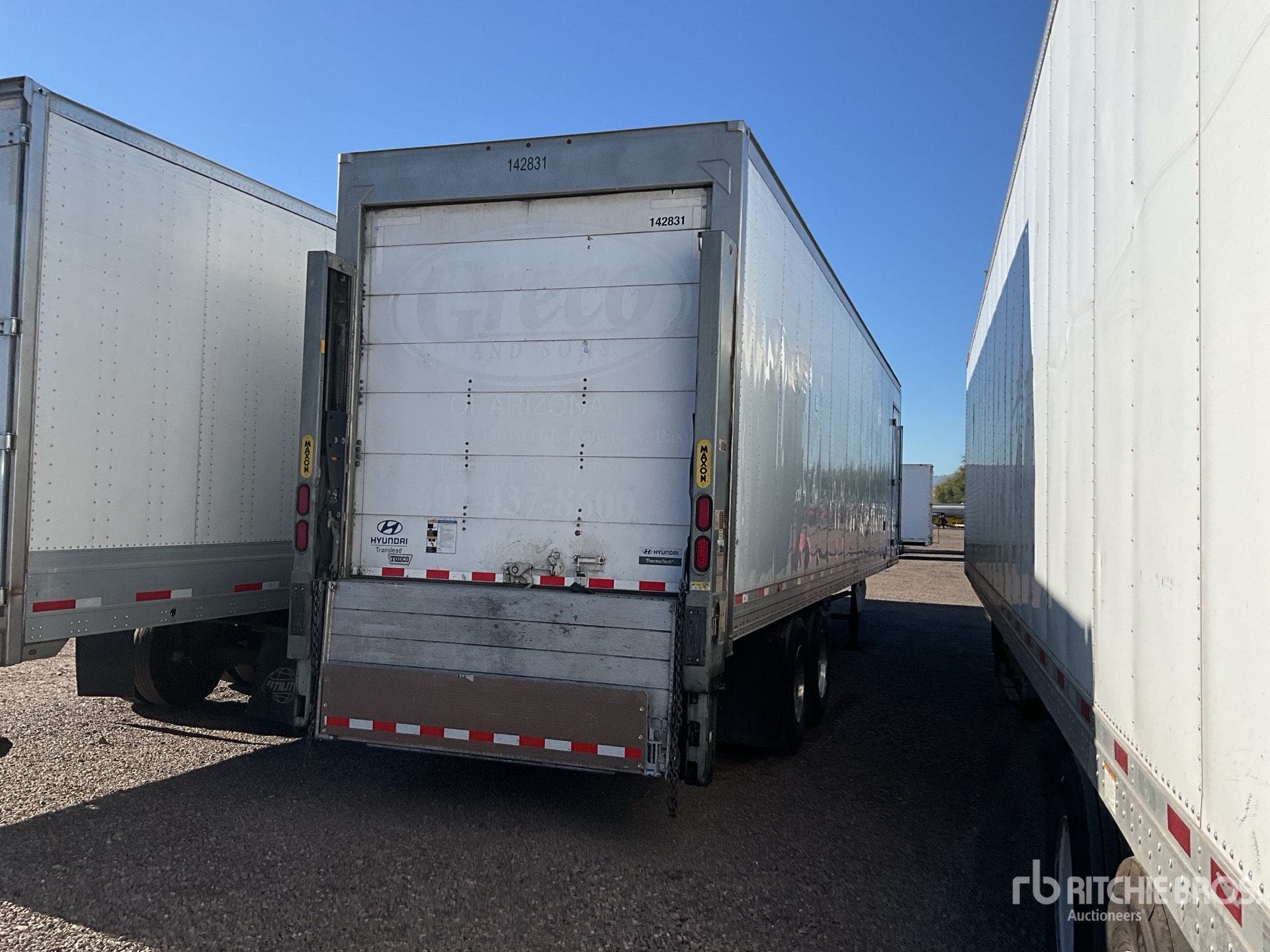 General Appearance with Bild, Ecke hinten rechts