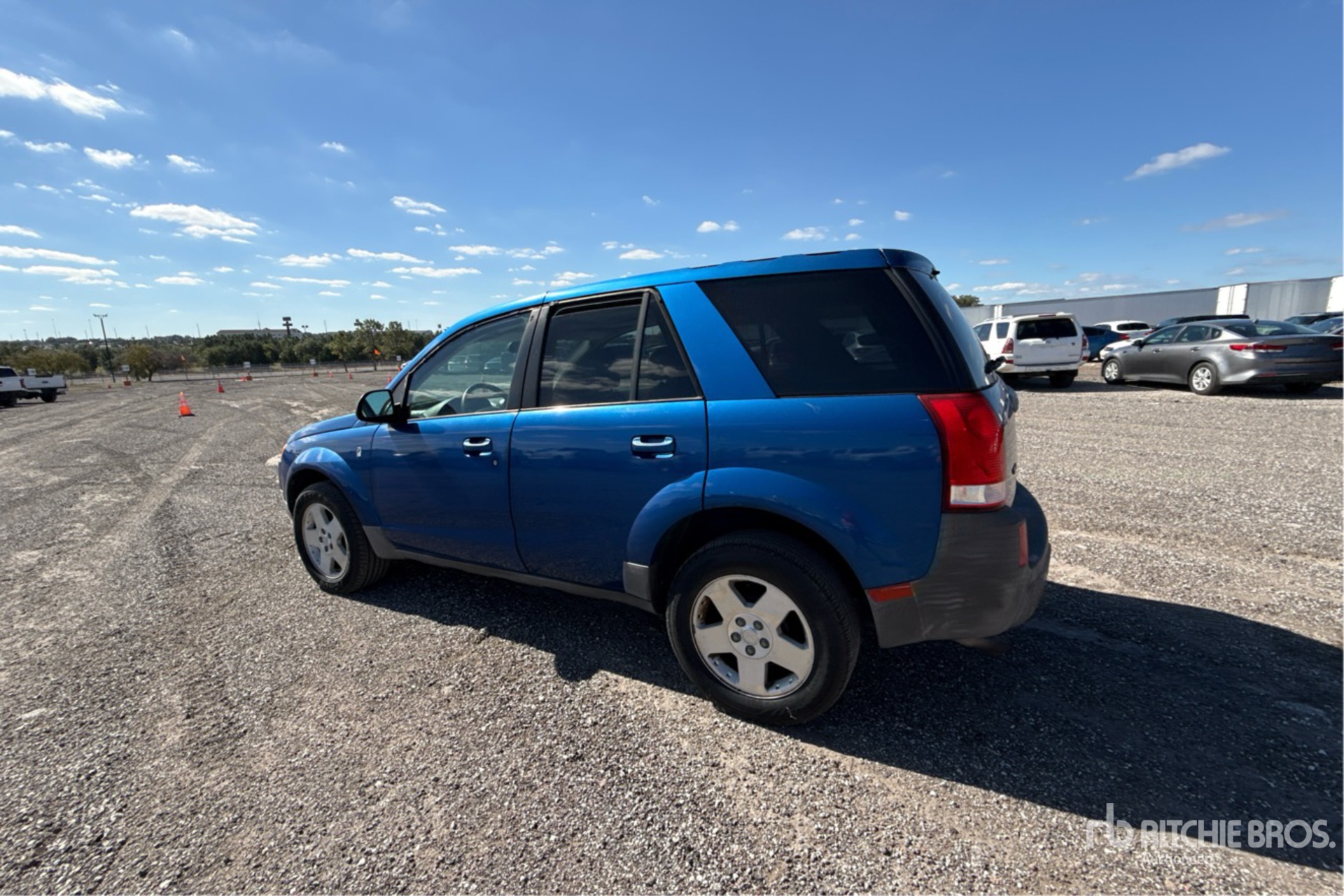 General Appearance with Foto, angolo posteriore sinistro