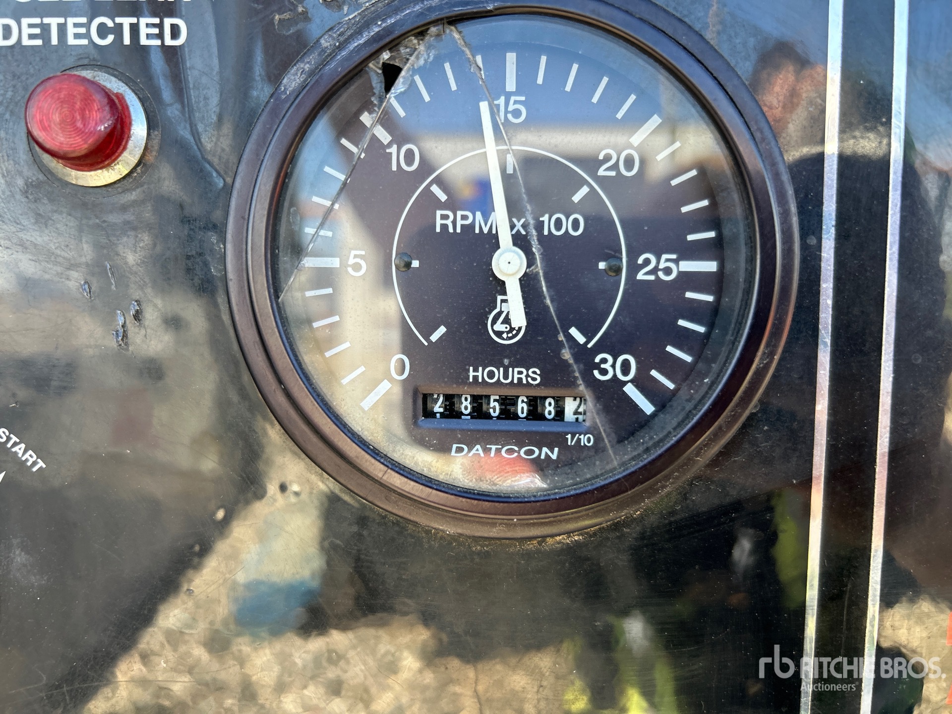 General Appearance with Hour Meter / Odometer