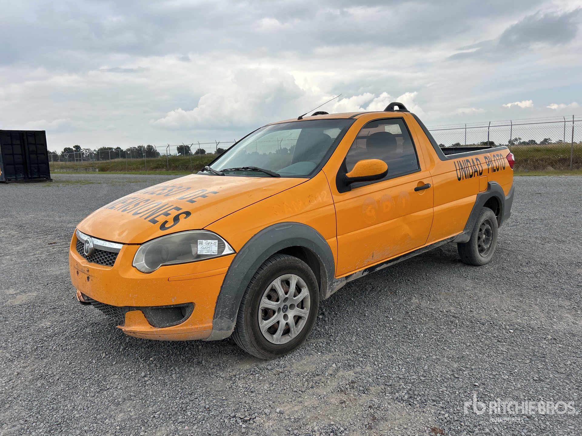 General Appearance with Picture, Left Front Corner