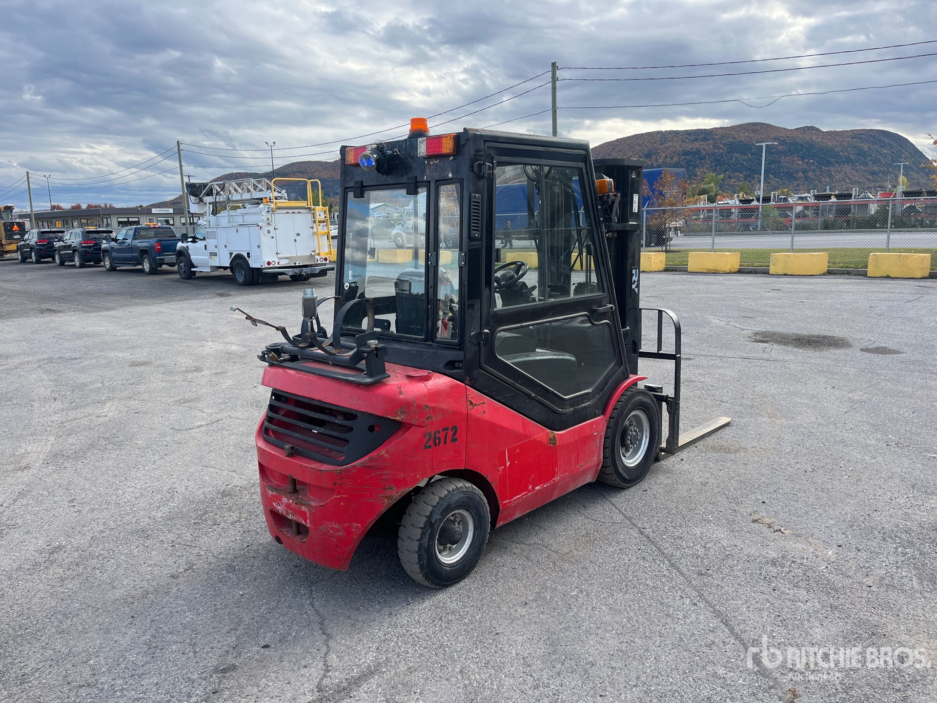 General Appearance with Picture, Right Rear Corner