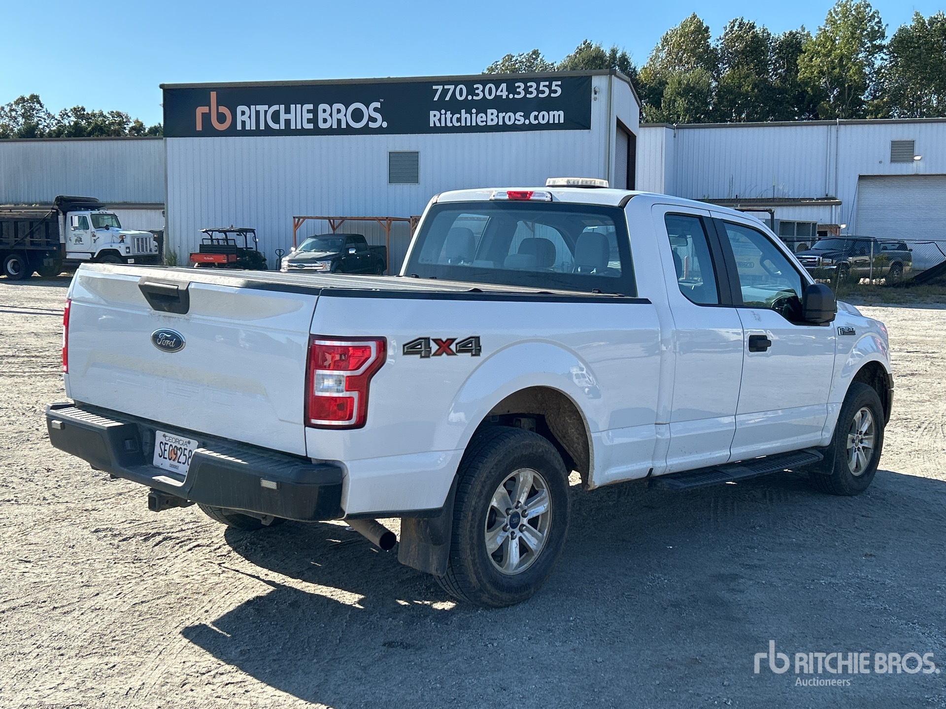 General Appearance with Picture, Right Rear Corner