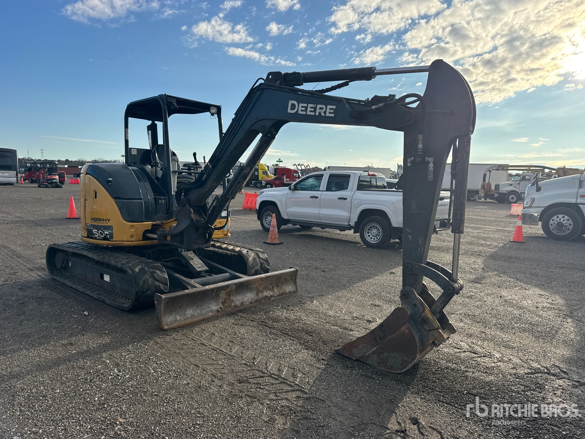 General Appearance with Picture, Right Front Corner