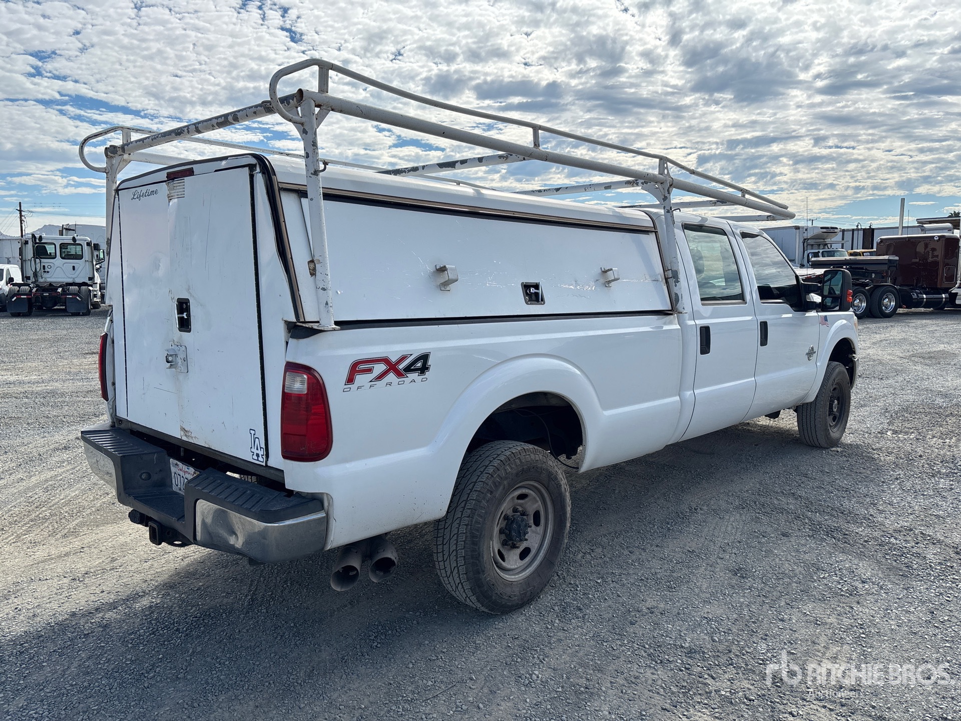 General Appearance with Picture, Right Rear Corner