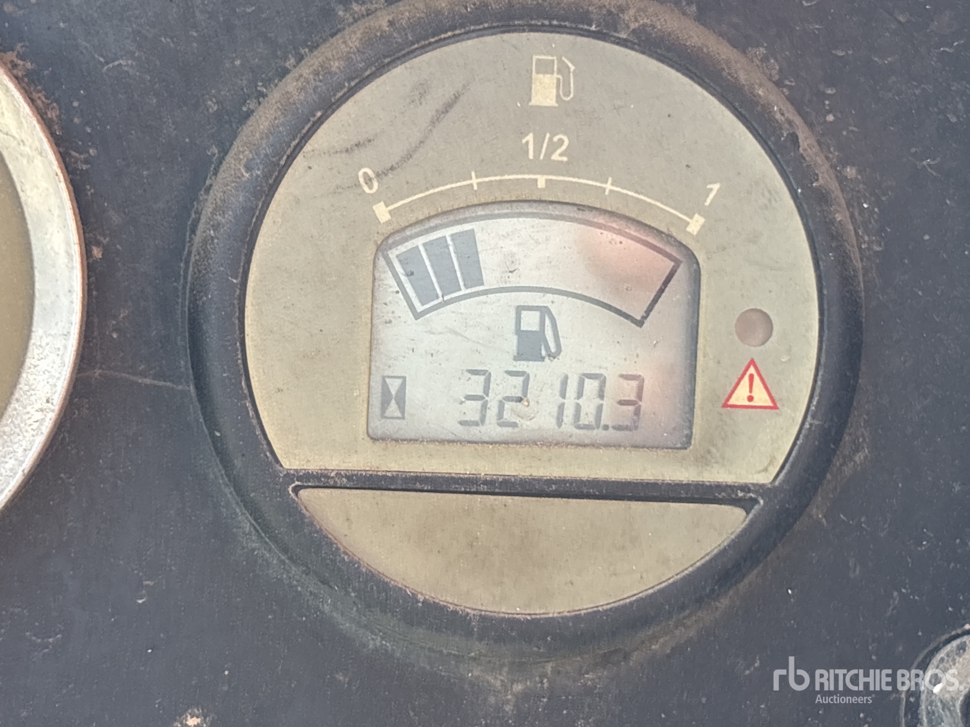 General Appearance with Hour Meter / Odometer