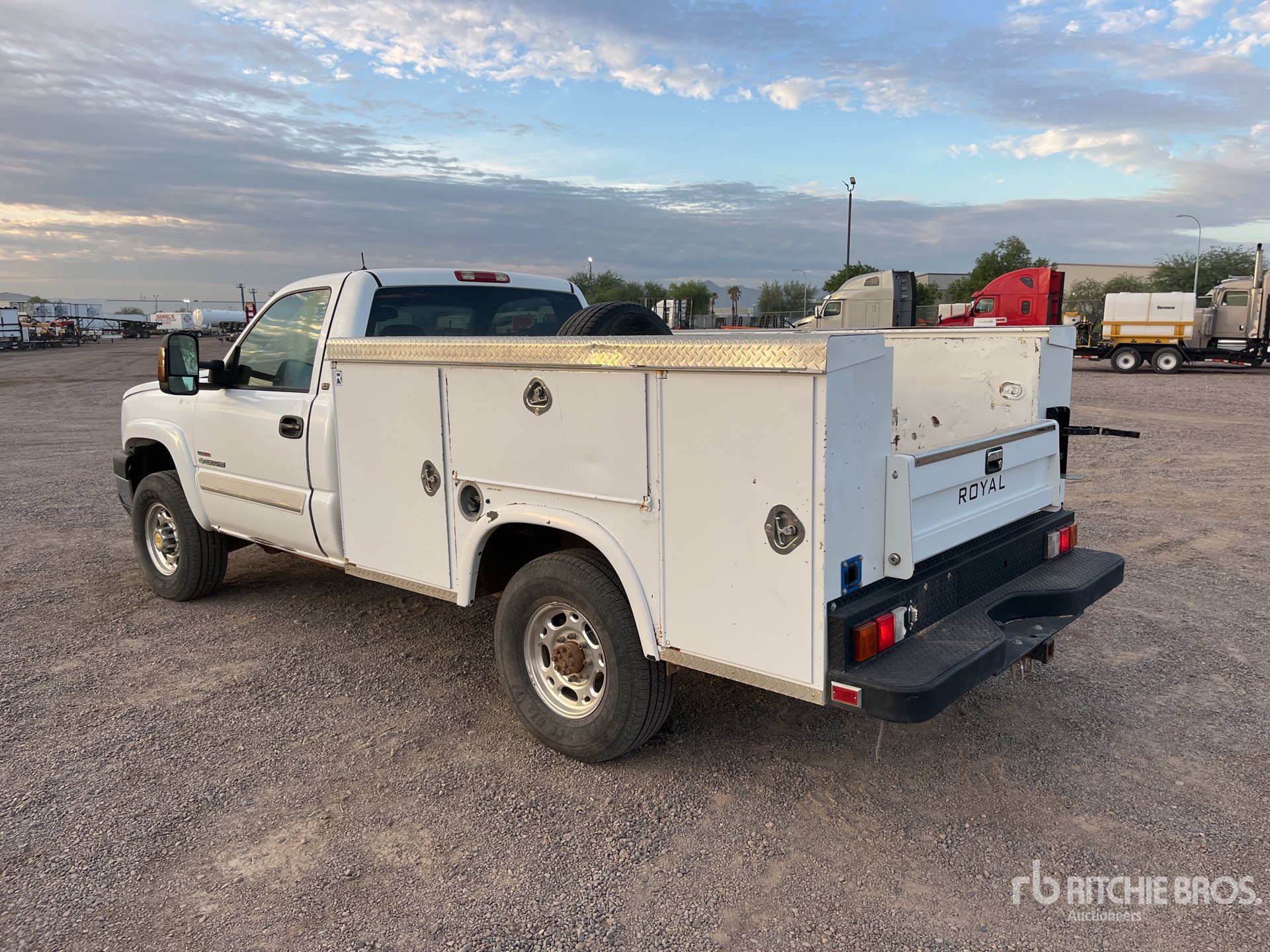 General Appearance with Picture, Left Rear Corner
