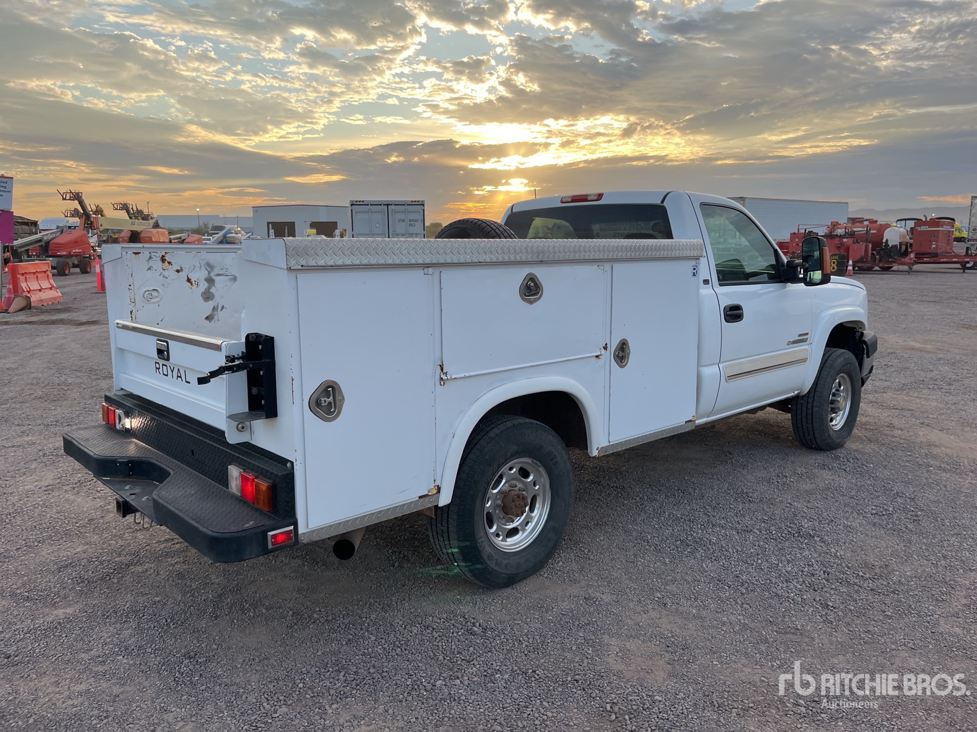 General Appearance with Picture, Right Rear Corner