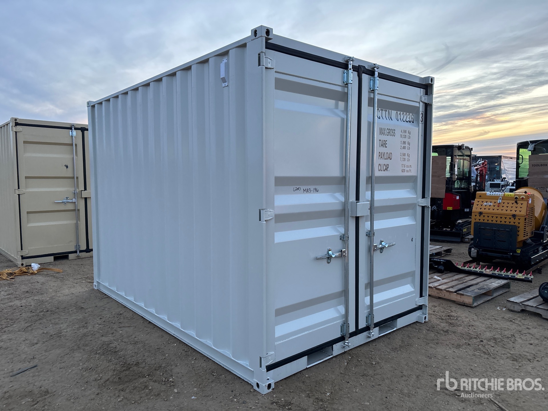 General Appearance with Picture, Right Front Corner