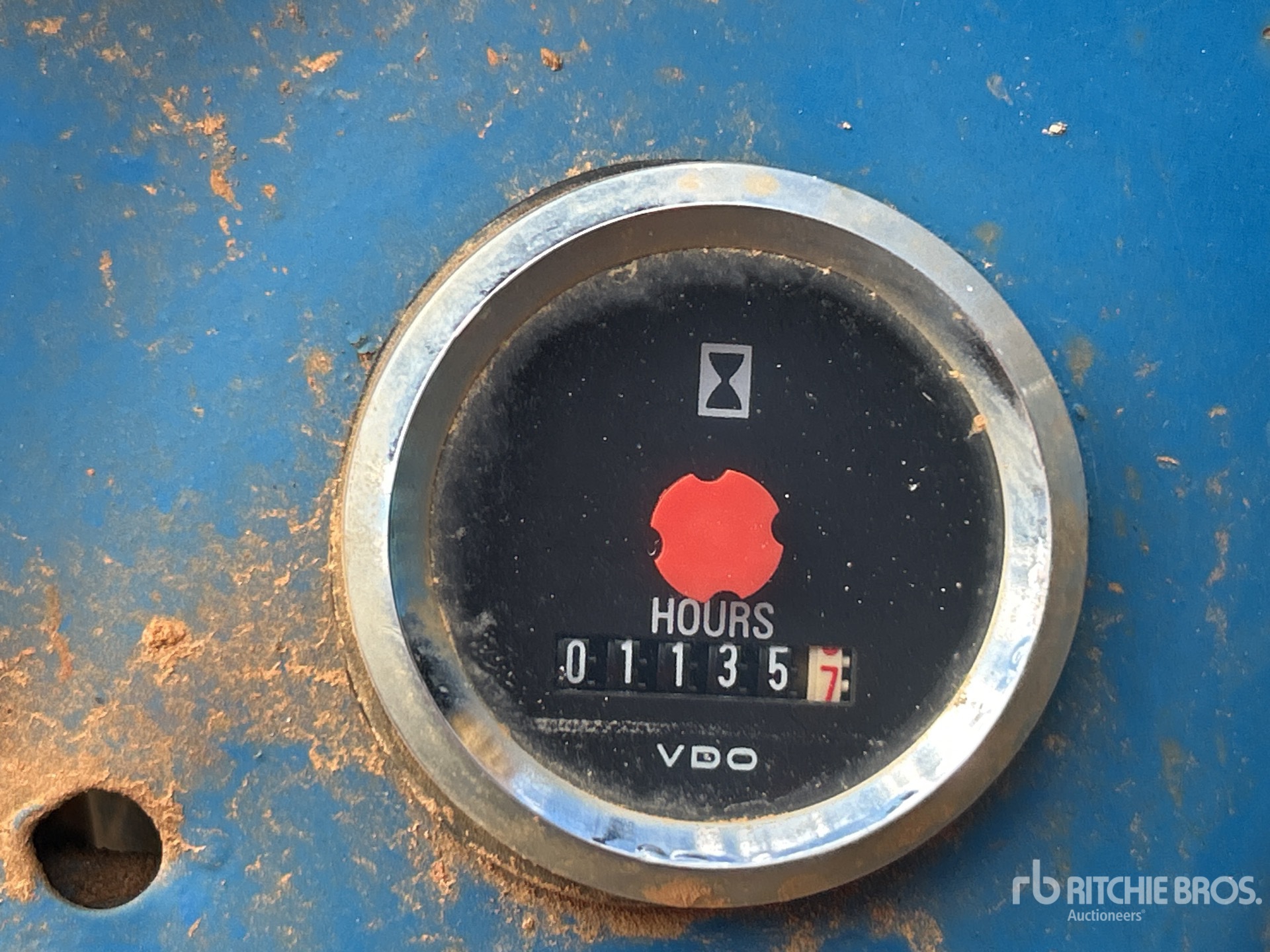 General Appearance with Hour Meter / Odometer