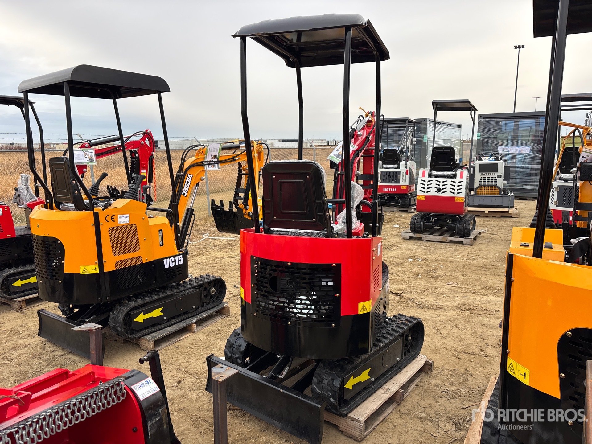 General Appearance with Foto, angolo anteriore sinistro