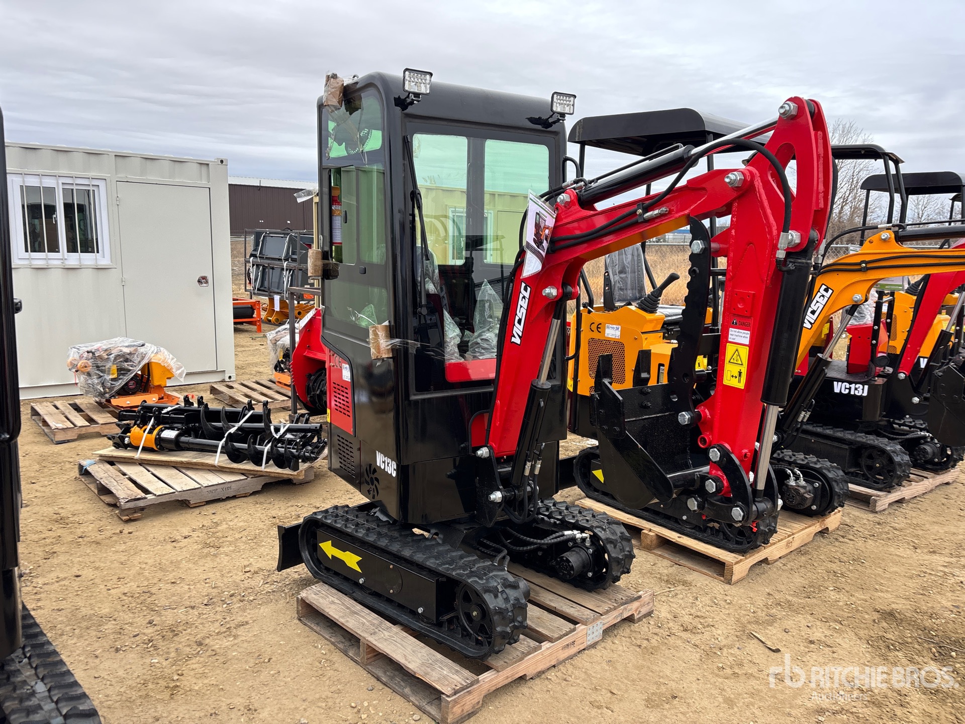 General Appearance with Foto, angolo anteriore destro