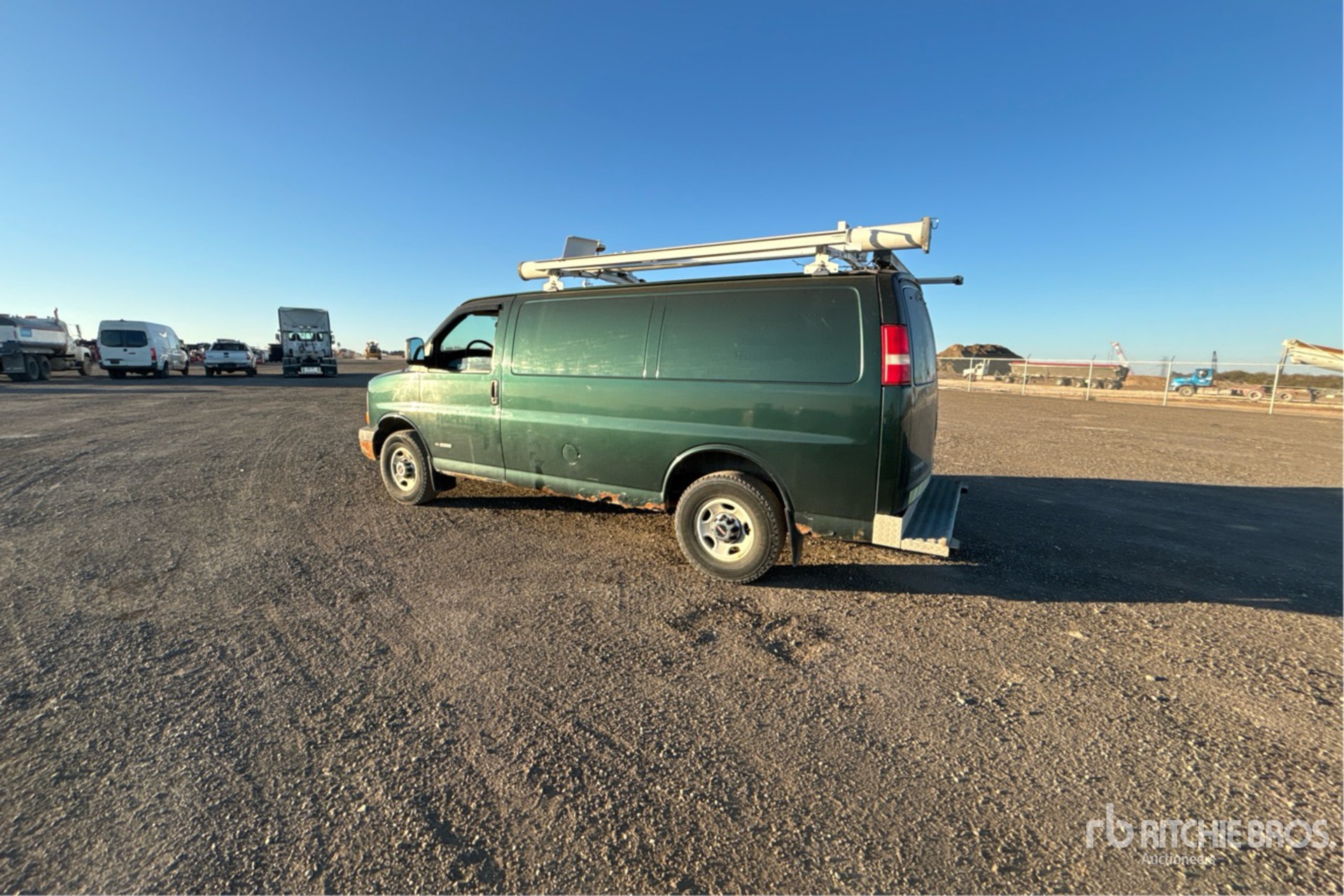 General Appearance with Picture, Left Rear Corner