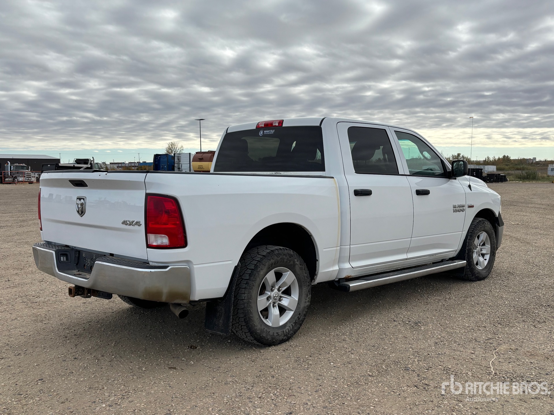 General Appearance with Picture, Right Rear Corner