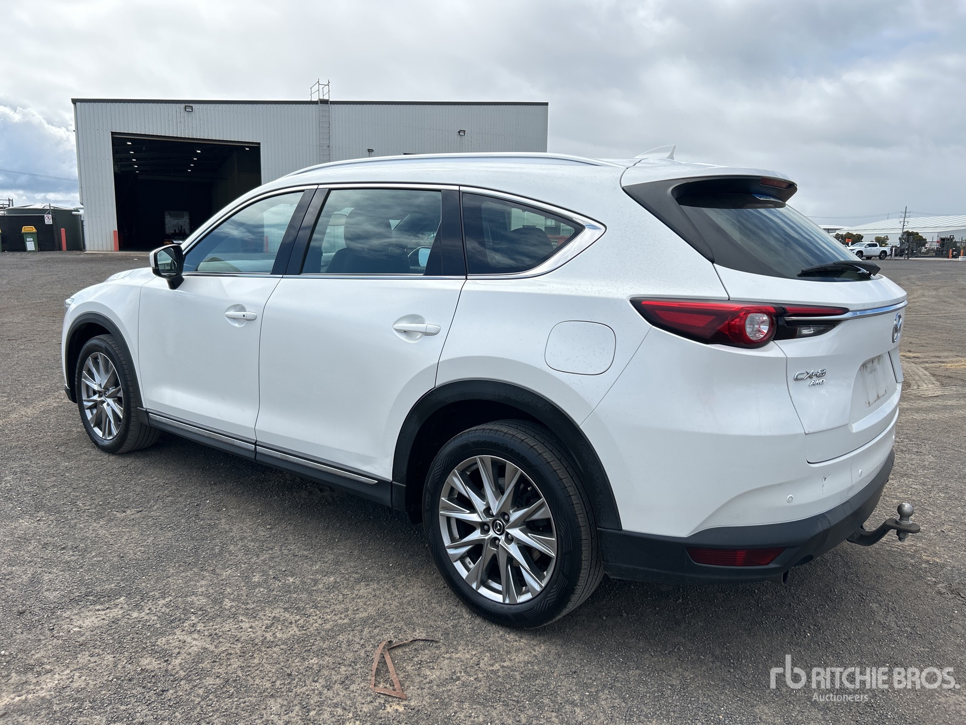 General Appearance with Picture, Right Rear Corner