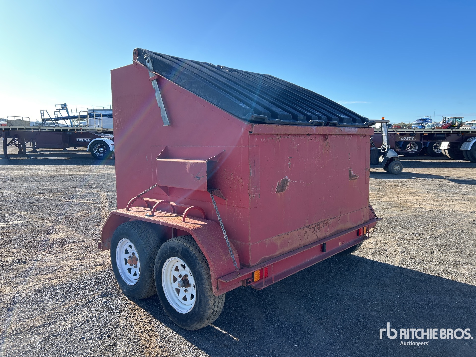 General Appearance with Picture, Right Rear Corner