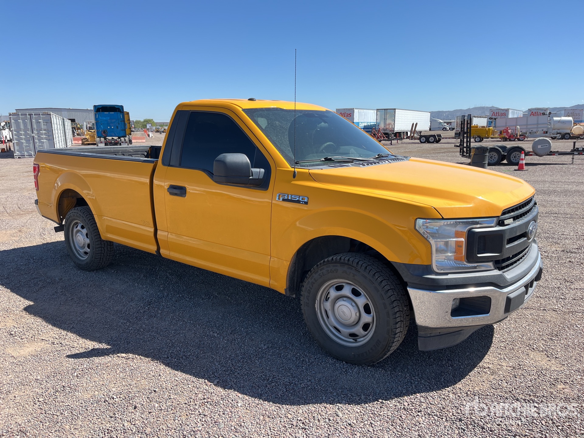 General Appearance with Picture, Right Front Corner
