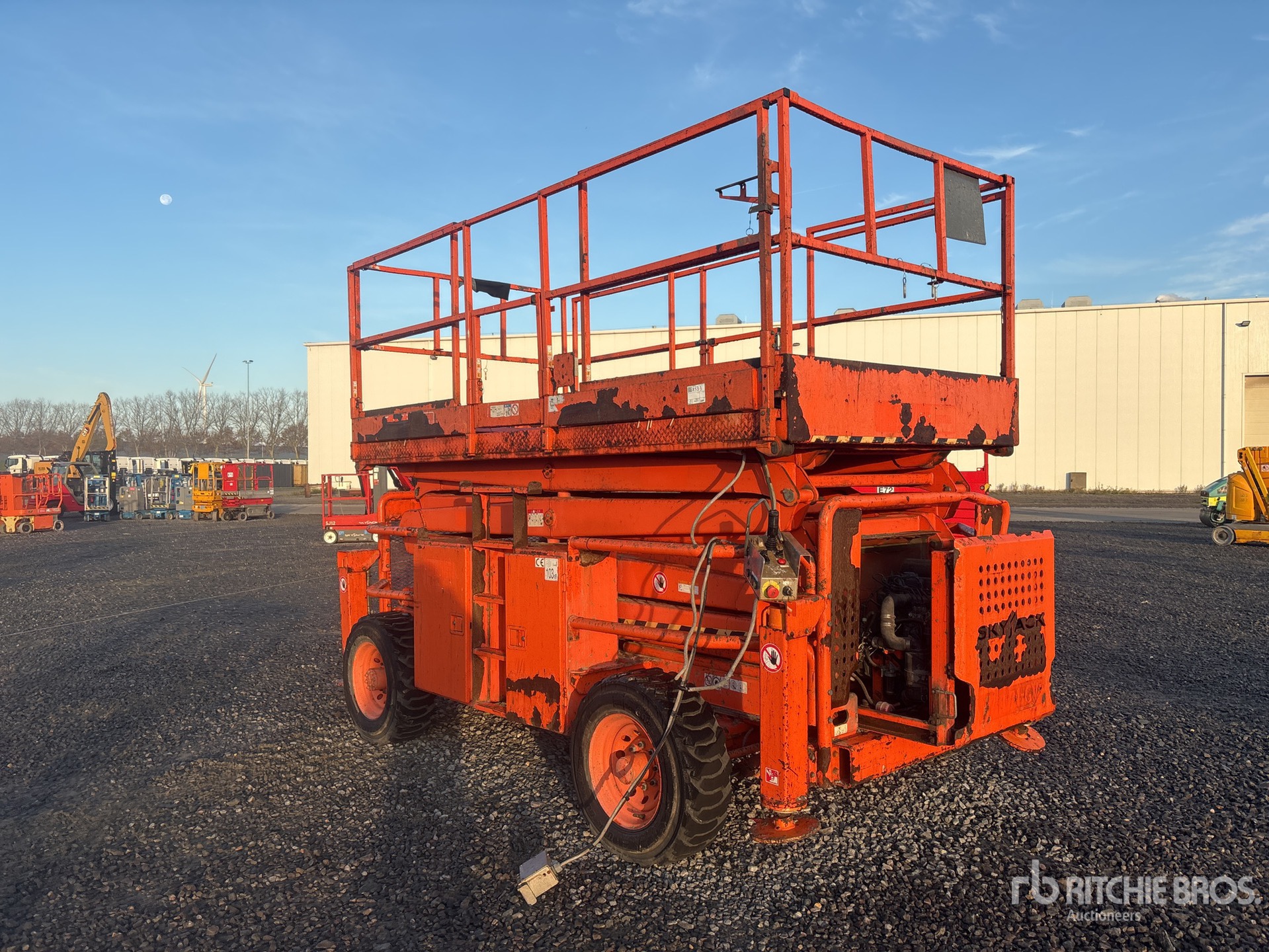 General Appearance with Imagen: esquina delantera derecha