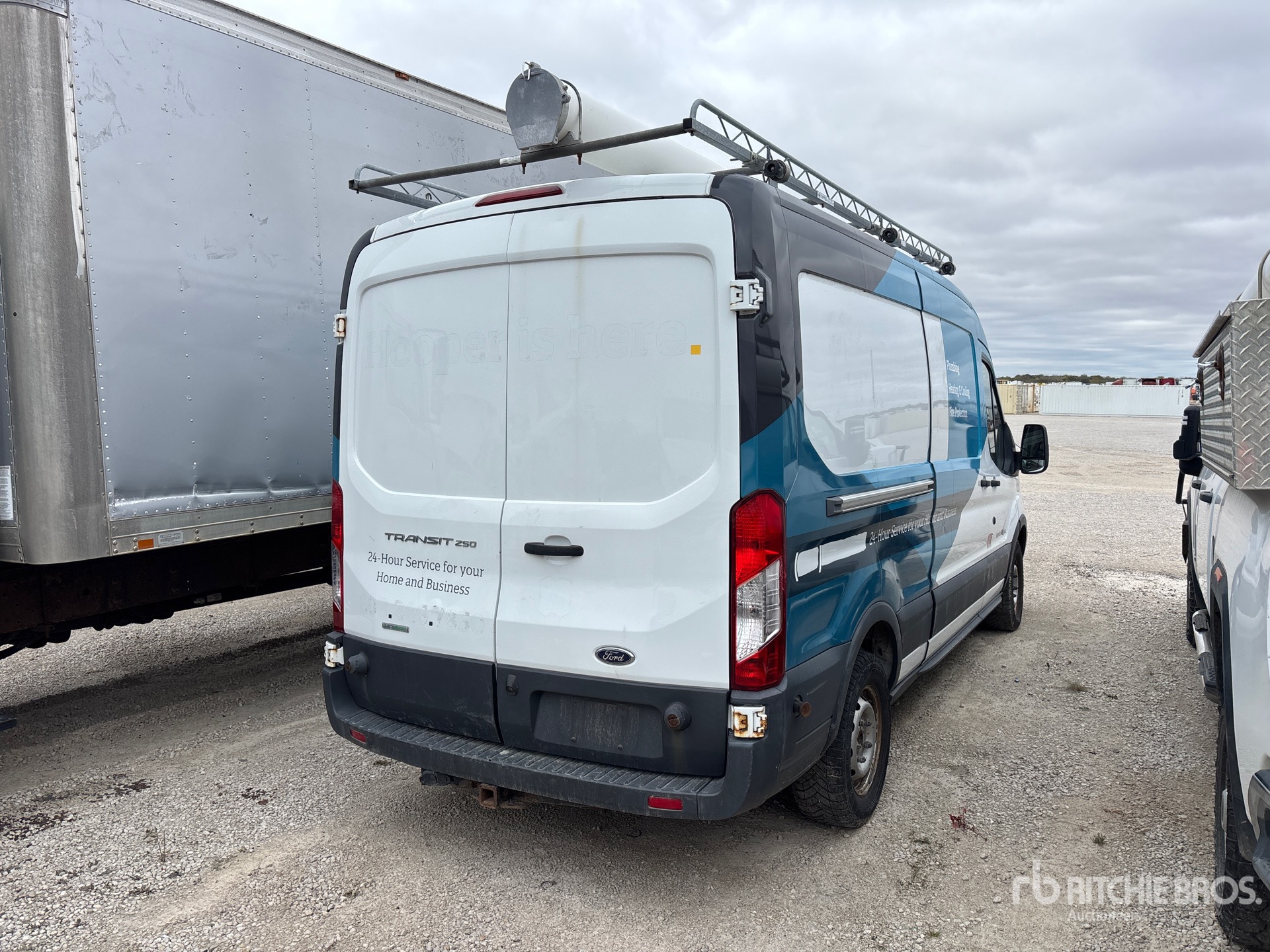 General Appearance with Picture, Right Rear Corner