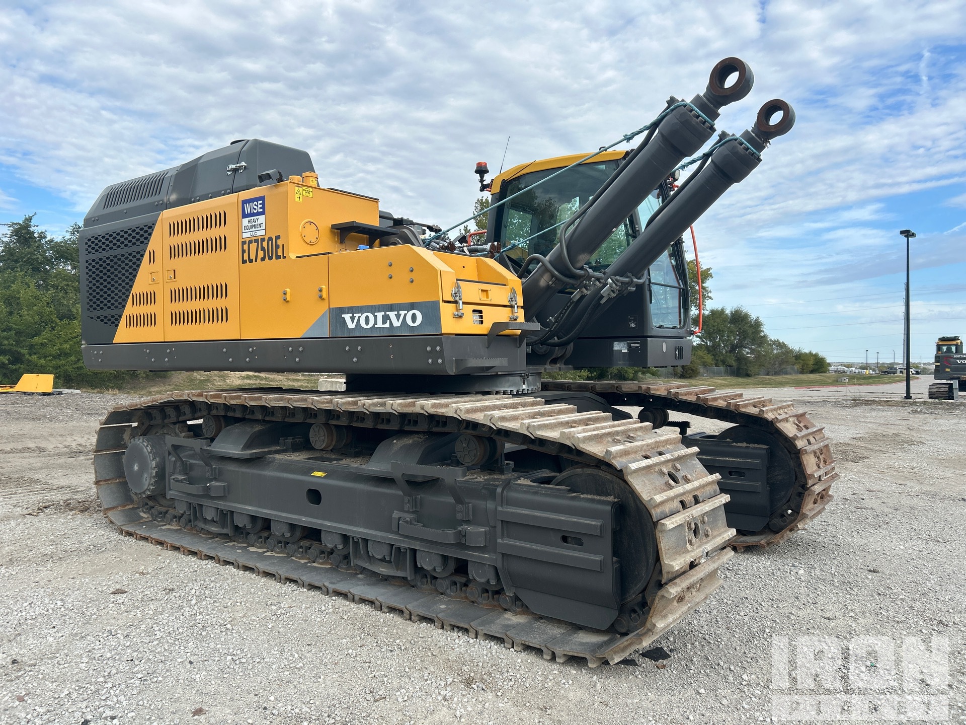 General Appearance with Foto, angolo anteriore destro