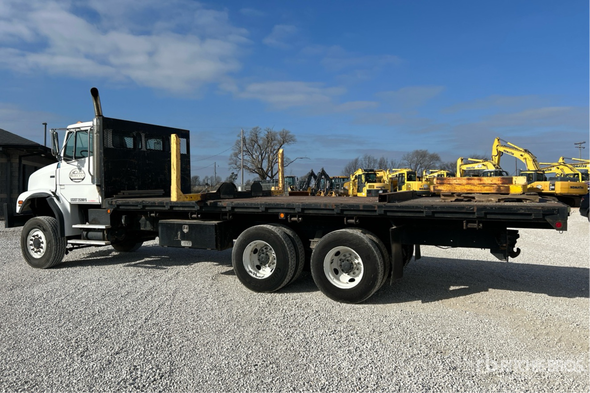 General Appearance with Imagen: esquina trasera izquierda