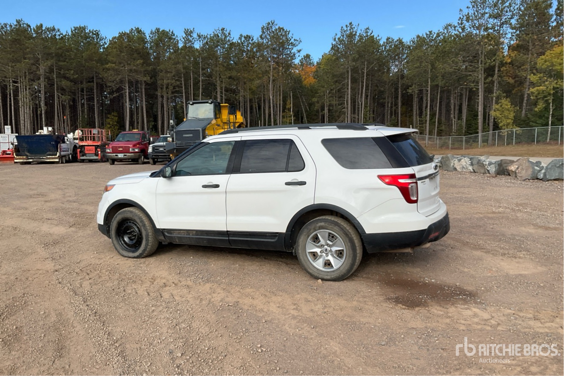 General Appearance with Picture, Left Rear Corner