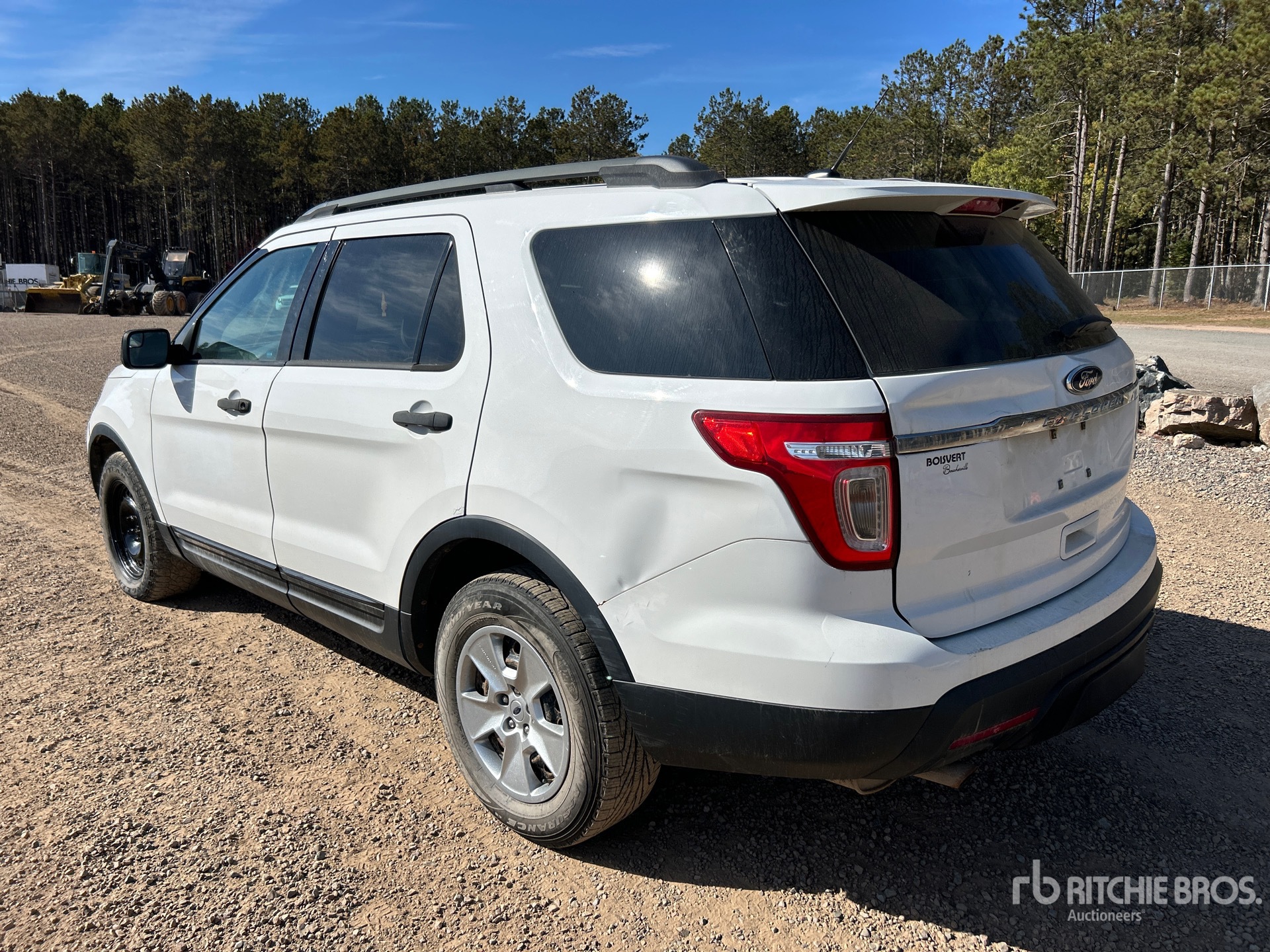 General Appearance with Picture, Left Rear Corner
