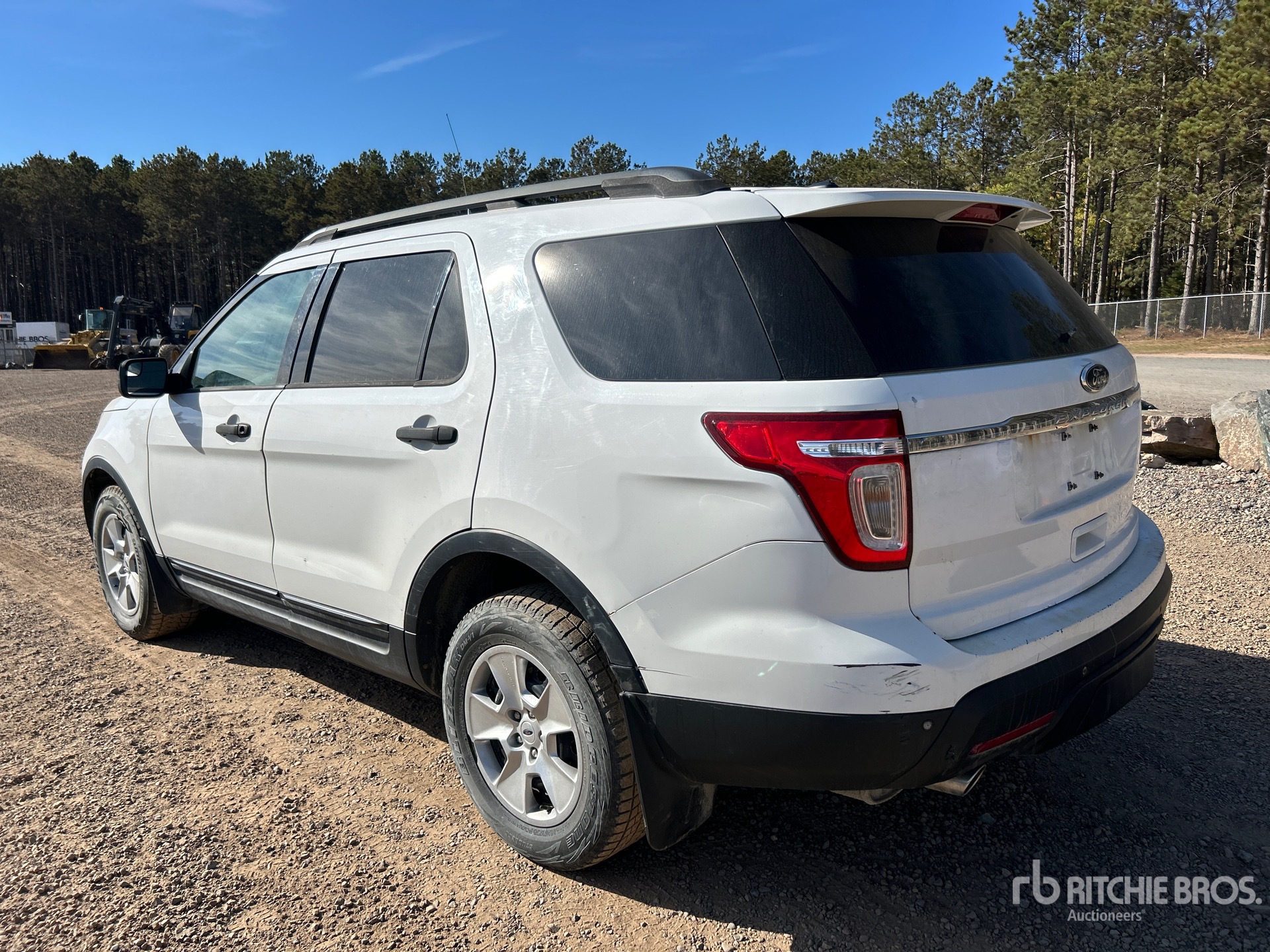 General Appearance with Picture, Left Rear Corner